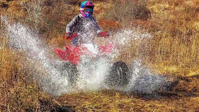 Pro tip: if you go fast enough through puddles, you don&rsquo;t get wet! Got some footage recorded today! #JellyForSale