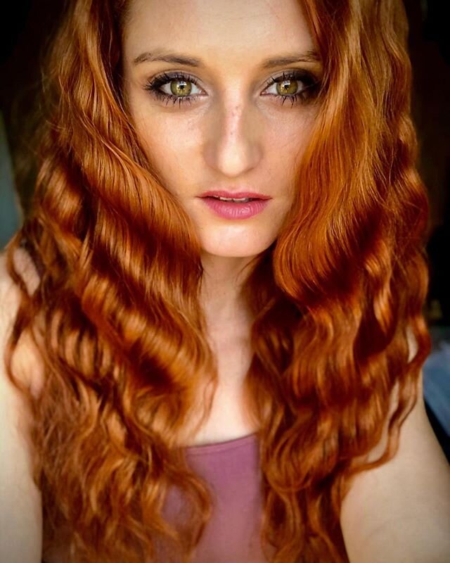 Just me
&bull;
&bull;
&bull;
#me #love #2020 #readhair #ginger #hazel #justme #nycdancer #nycmodel #newyear #newadventure #follow #justhappy #nyc #loveyourself