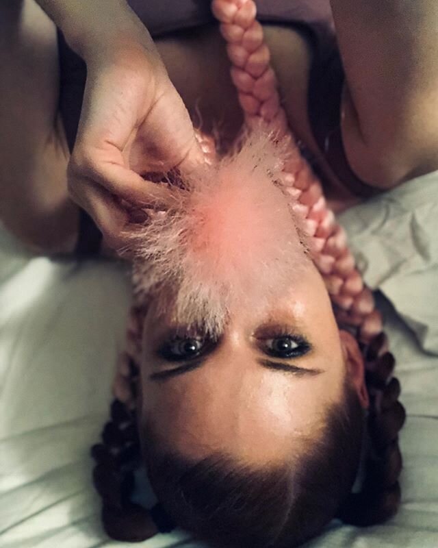 💕SPREAD THE LOVE 💕
&bull;
&bull;
&bull;
#pink #love #spreadthelove #nycmodel #eye #braids #extensions #model #loveyourself #blowout #follow #followyourdream #hazel #ginger  #justme #jv