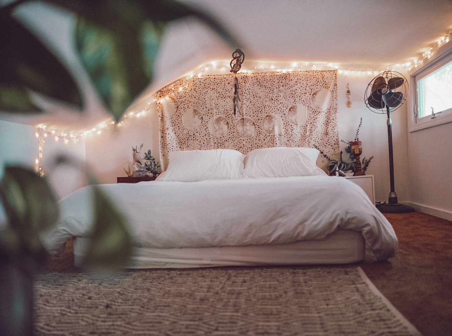 we turned the upstairs loft into our bedroom & use the first floor bedroom for guests.
