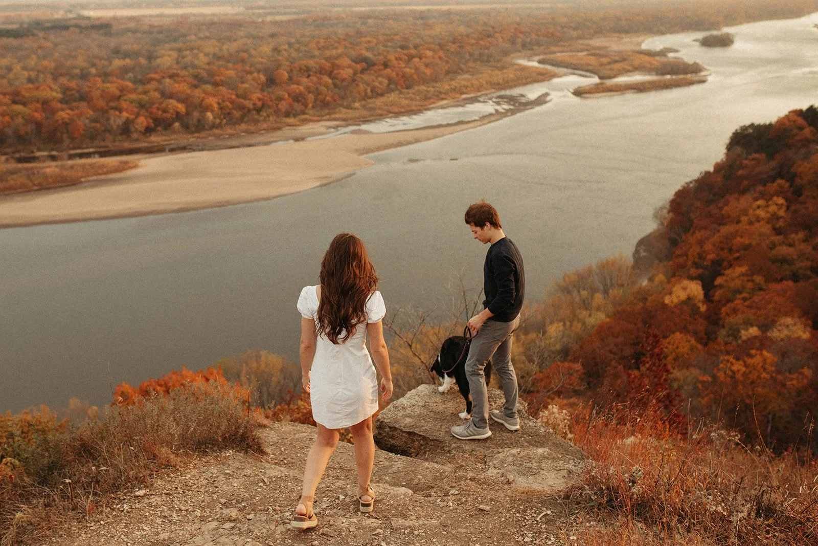 Cliffside Engagement Session at Ferry Bluff