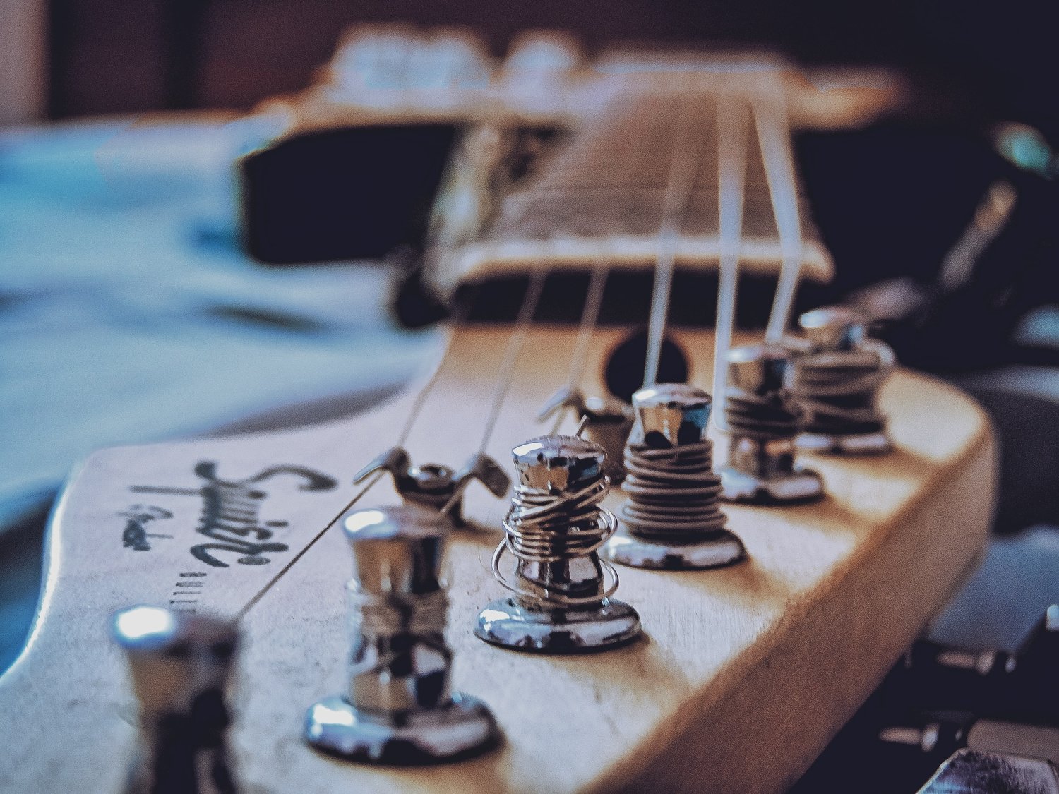Las Cuerdas de la Guitarra Eléctrica: Todo lo que debes de saber
