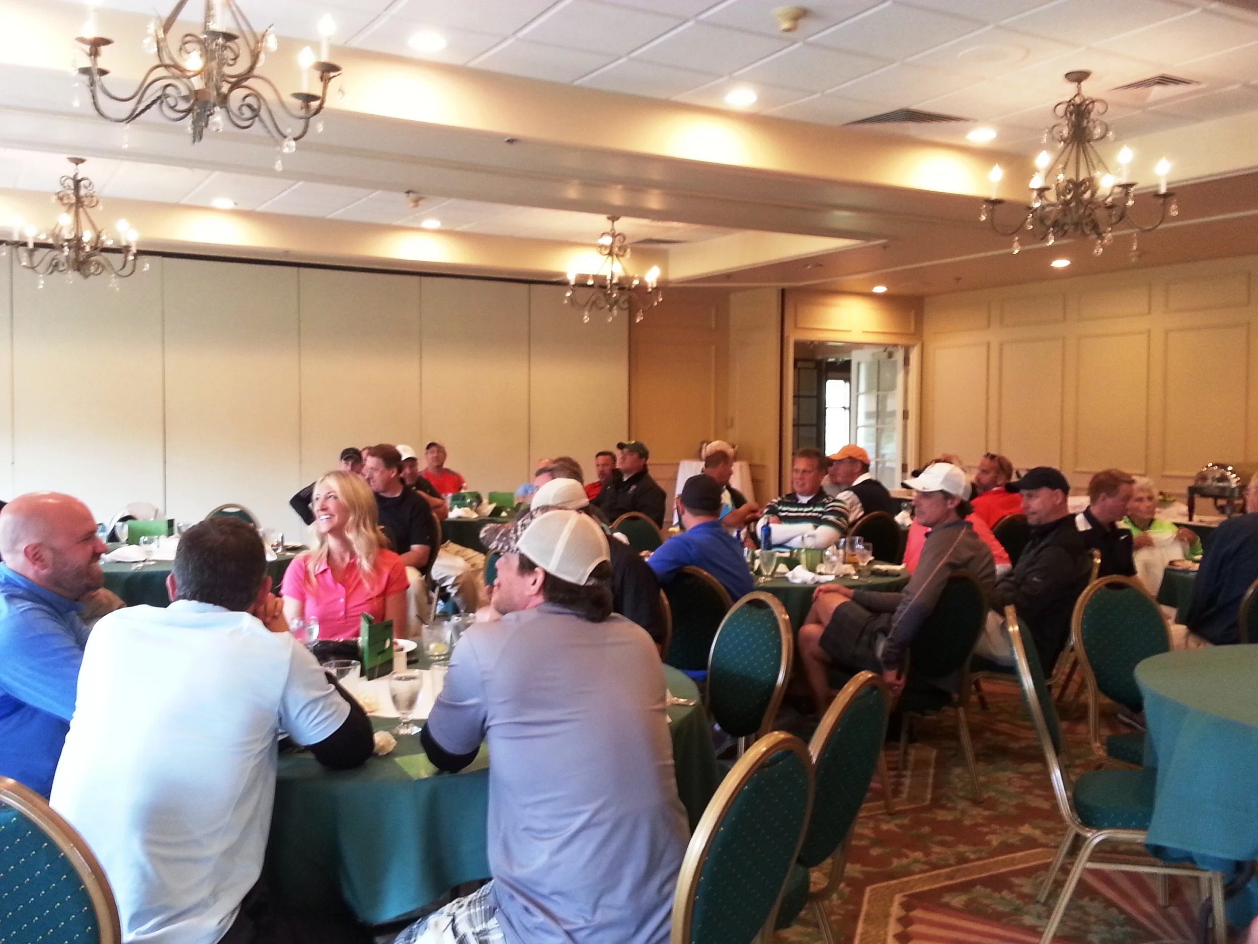 Banquet Room.jpg