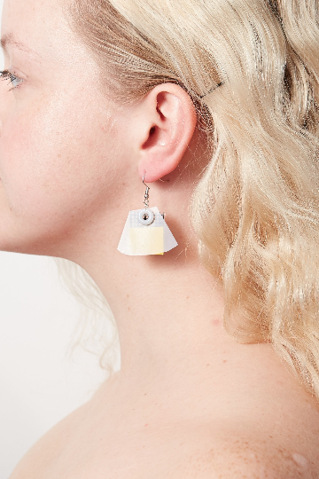 earring3.png