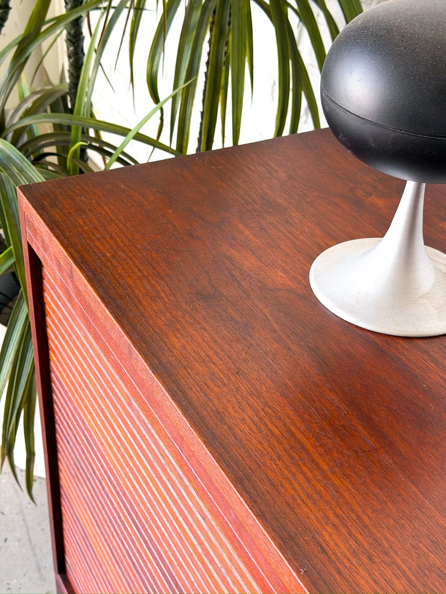 Oiled Walnut Credenza circa 1960s11.jpg