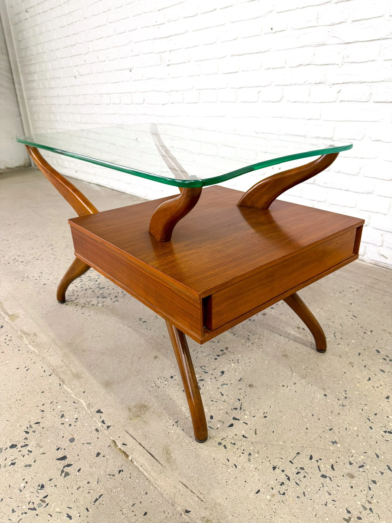 Glass Side Table 27.jpg