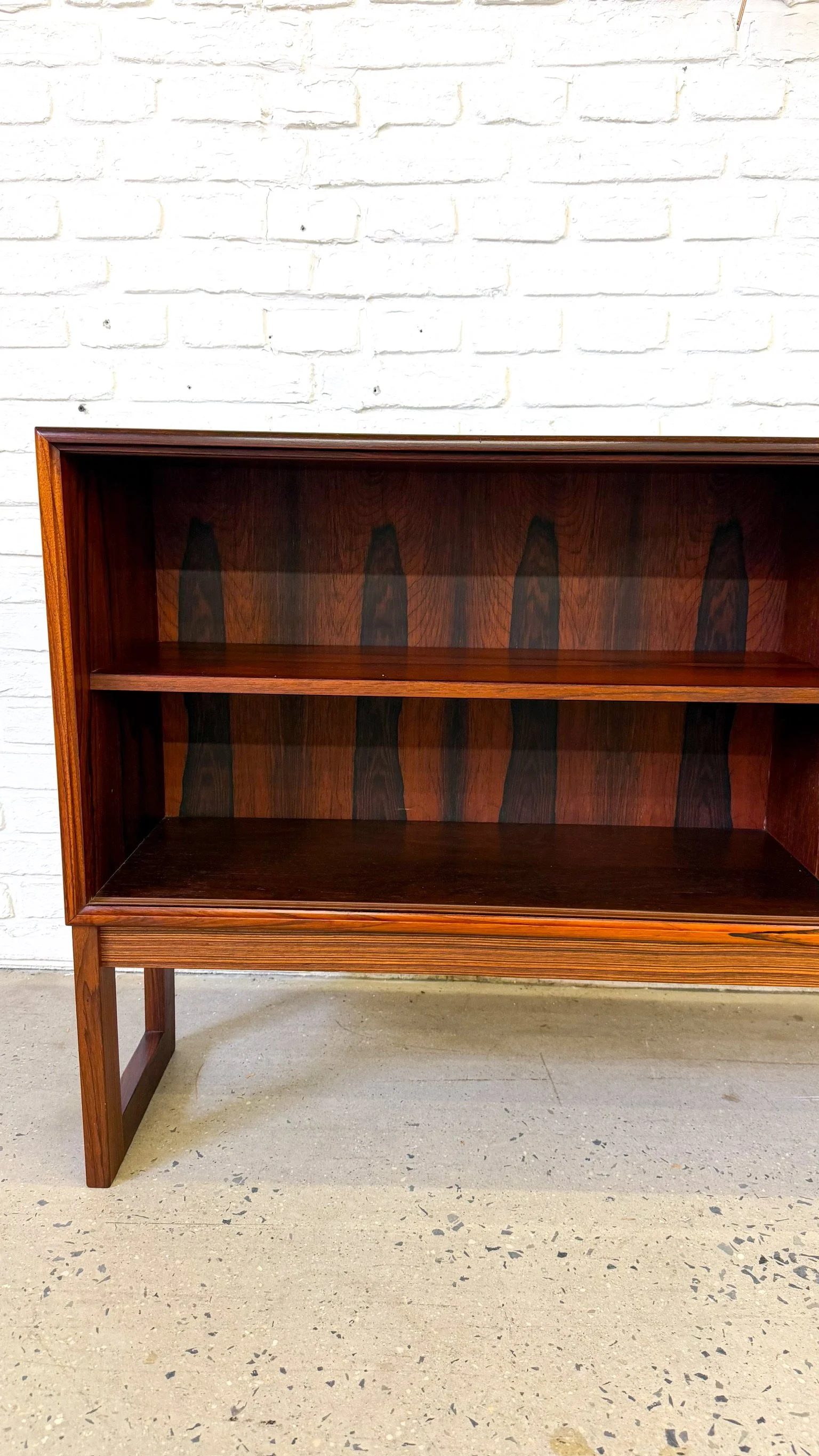 Danish Rosewood Display Cabinet Bookshelf8.jpg