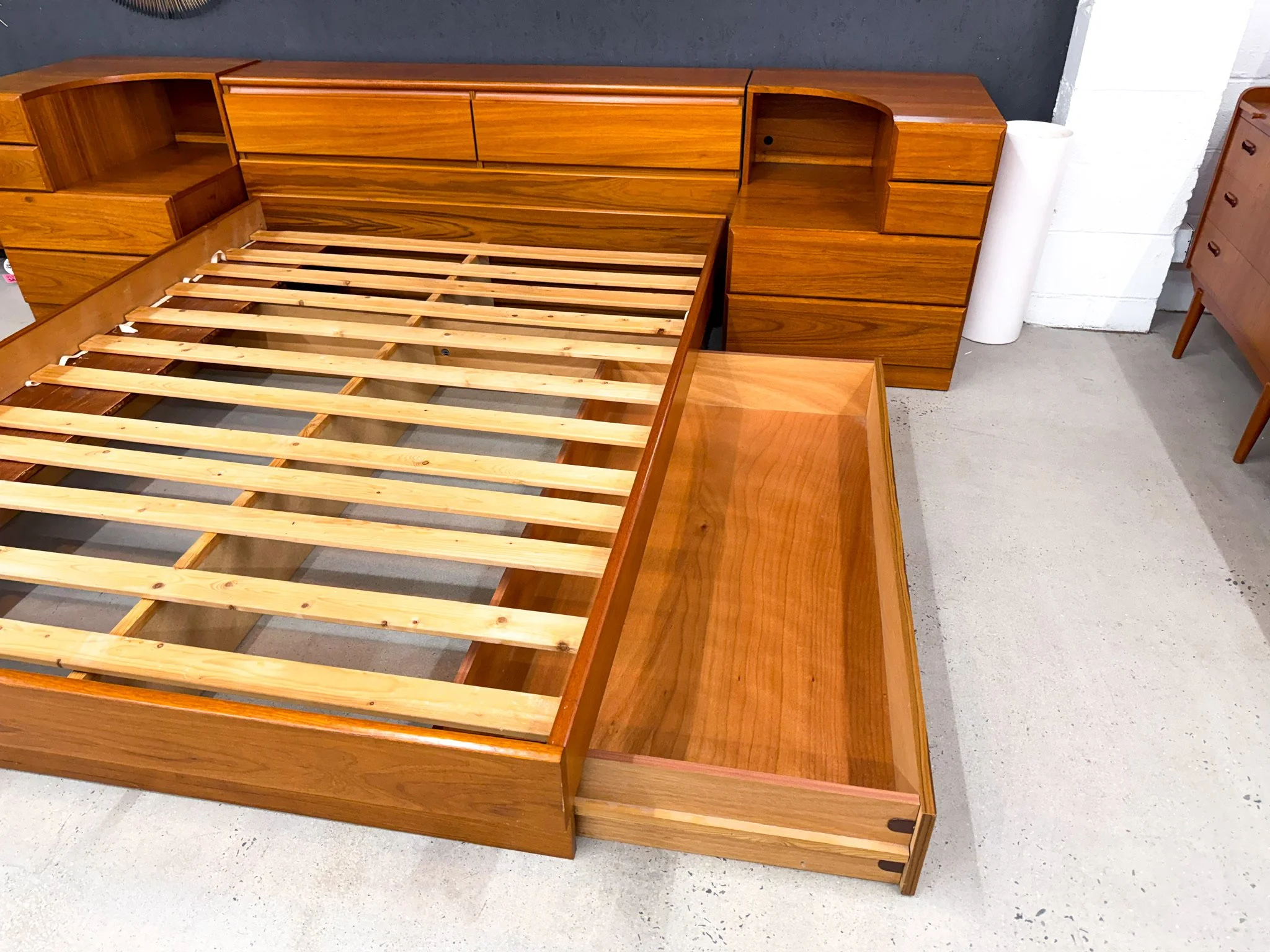 Danish Teak Queen Platform Bed7.jpg