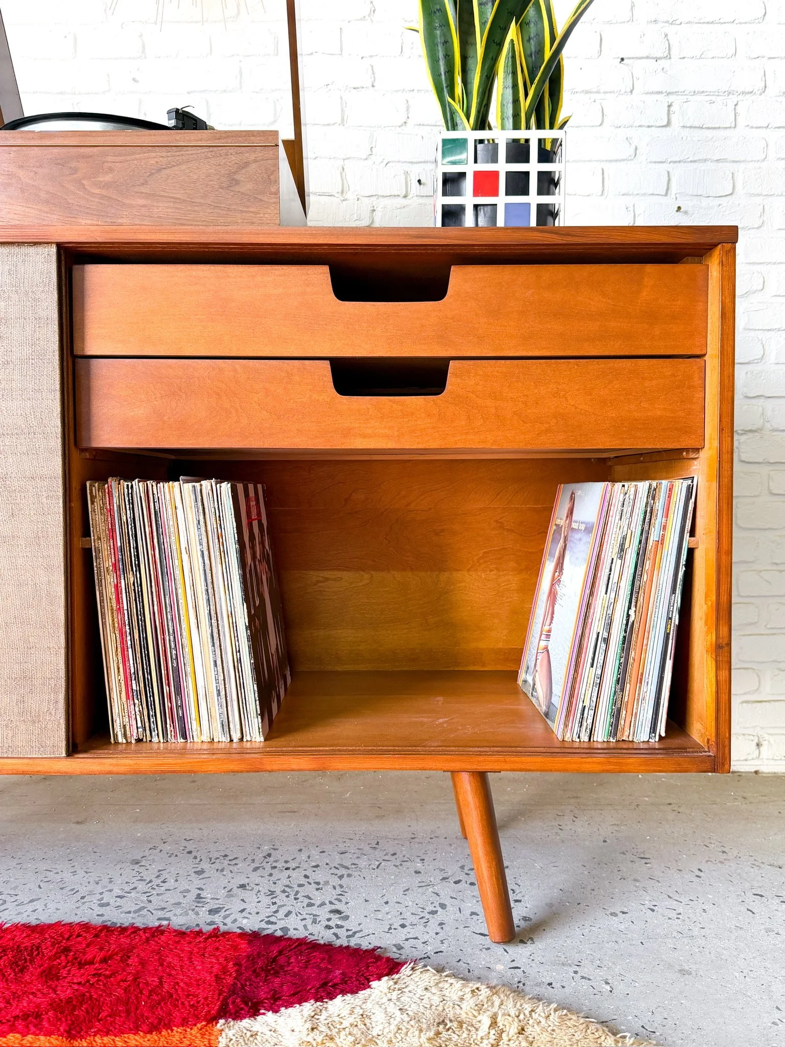 Paul McCobb Credenza and Record Cabinet15.jpg