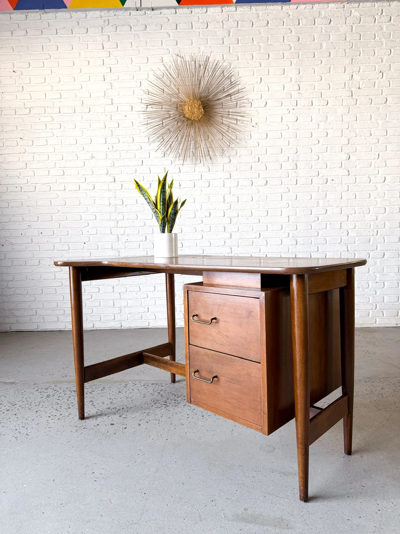 Drexel Dania Small Desk1.jpg