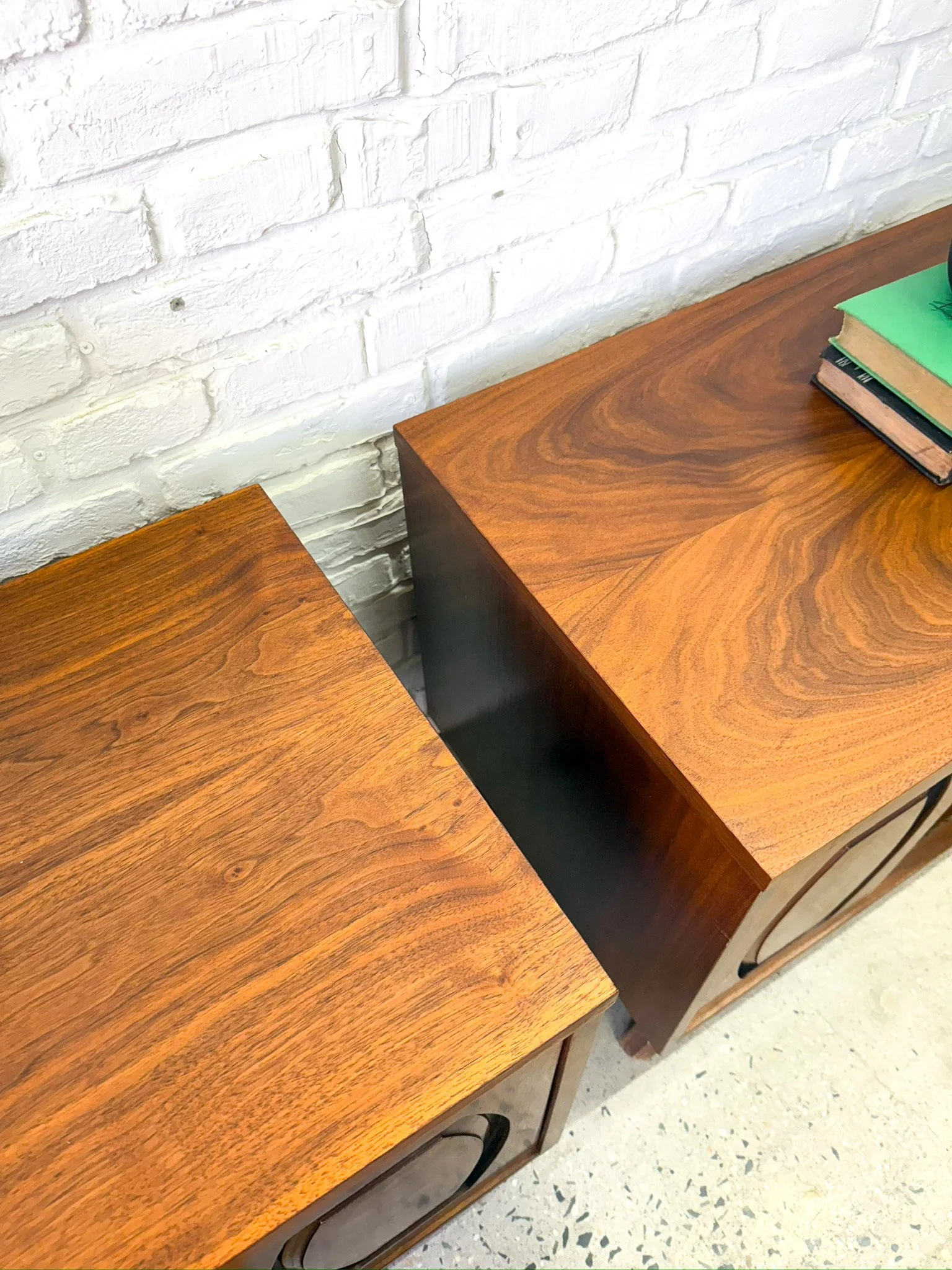 Young MFG Nightstands8.JPG