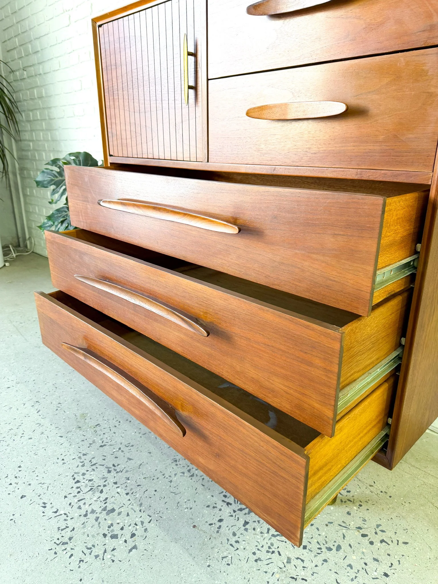 1960s Mid Century Modern Walnut Highboy Dresser7.jpg
