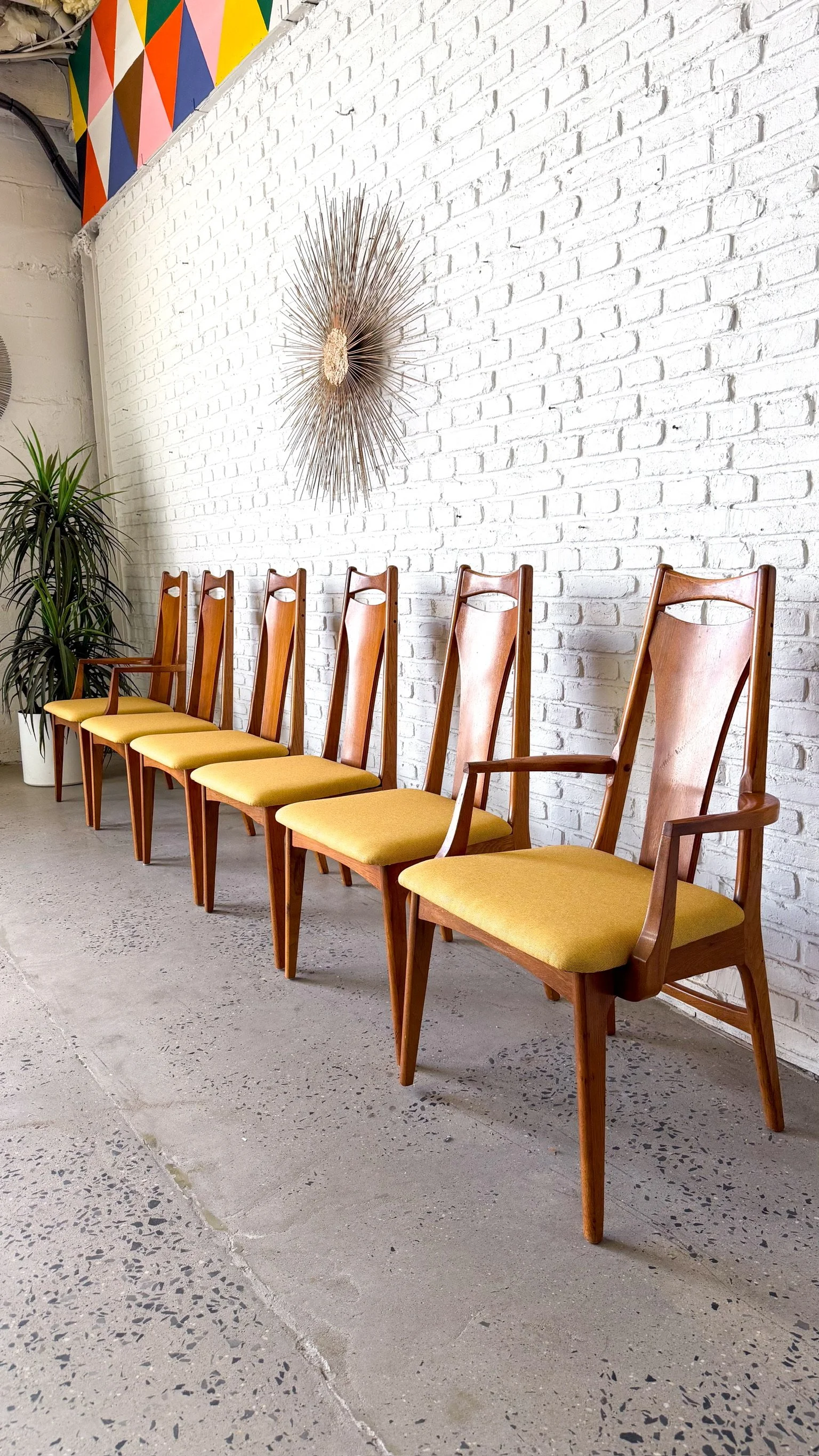 Young Manufacturing Dining Chairs Set of Six with New Upholstery5.jpg