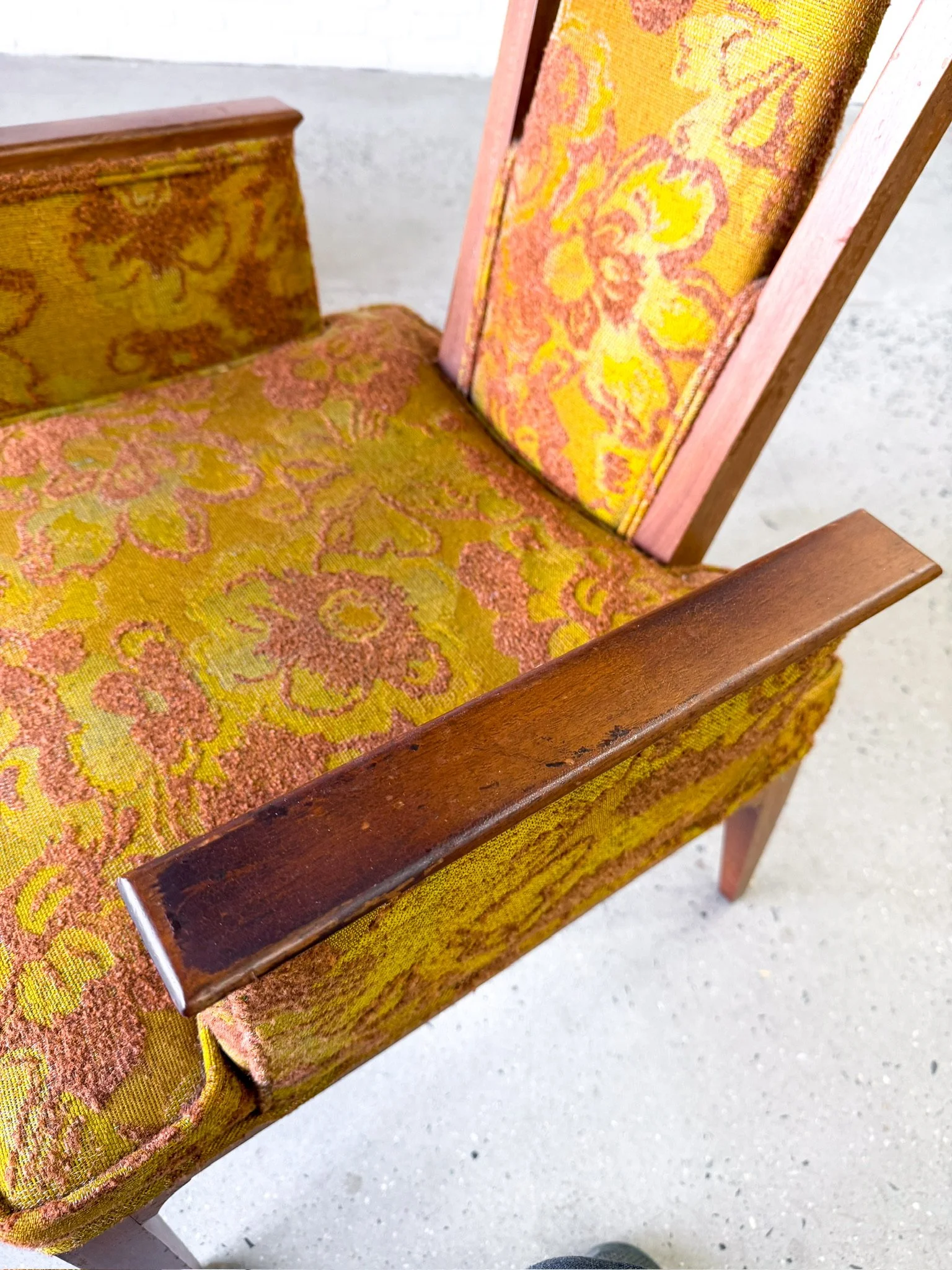 Mid Century Chair5.jpg