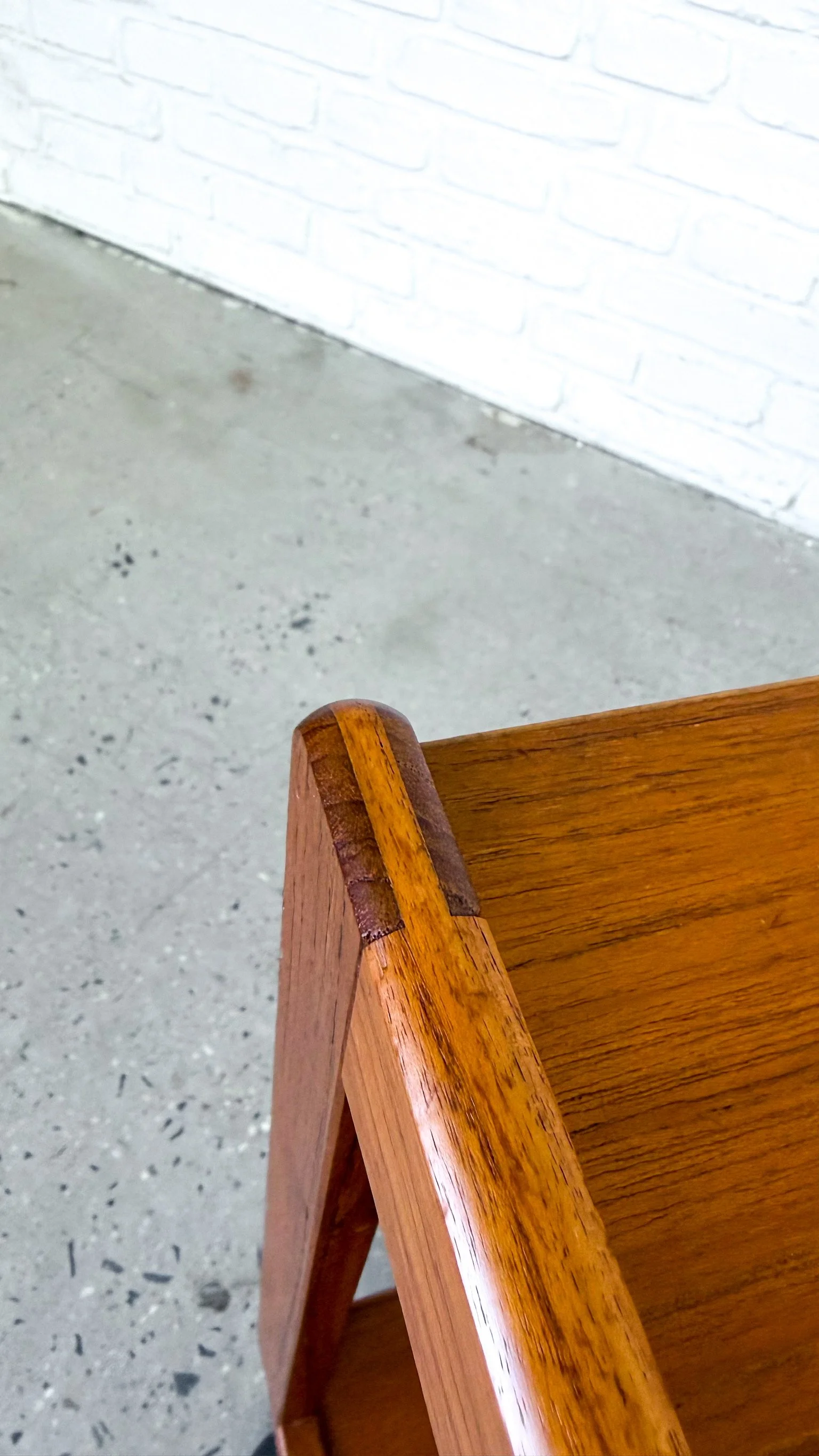 Rolling Danish Teak Side Table with Canvas Magazine Holder6.jpg