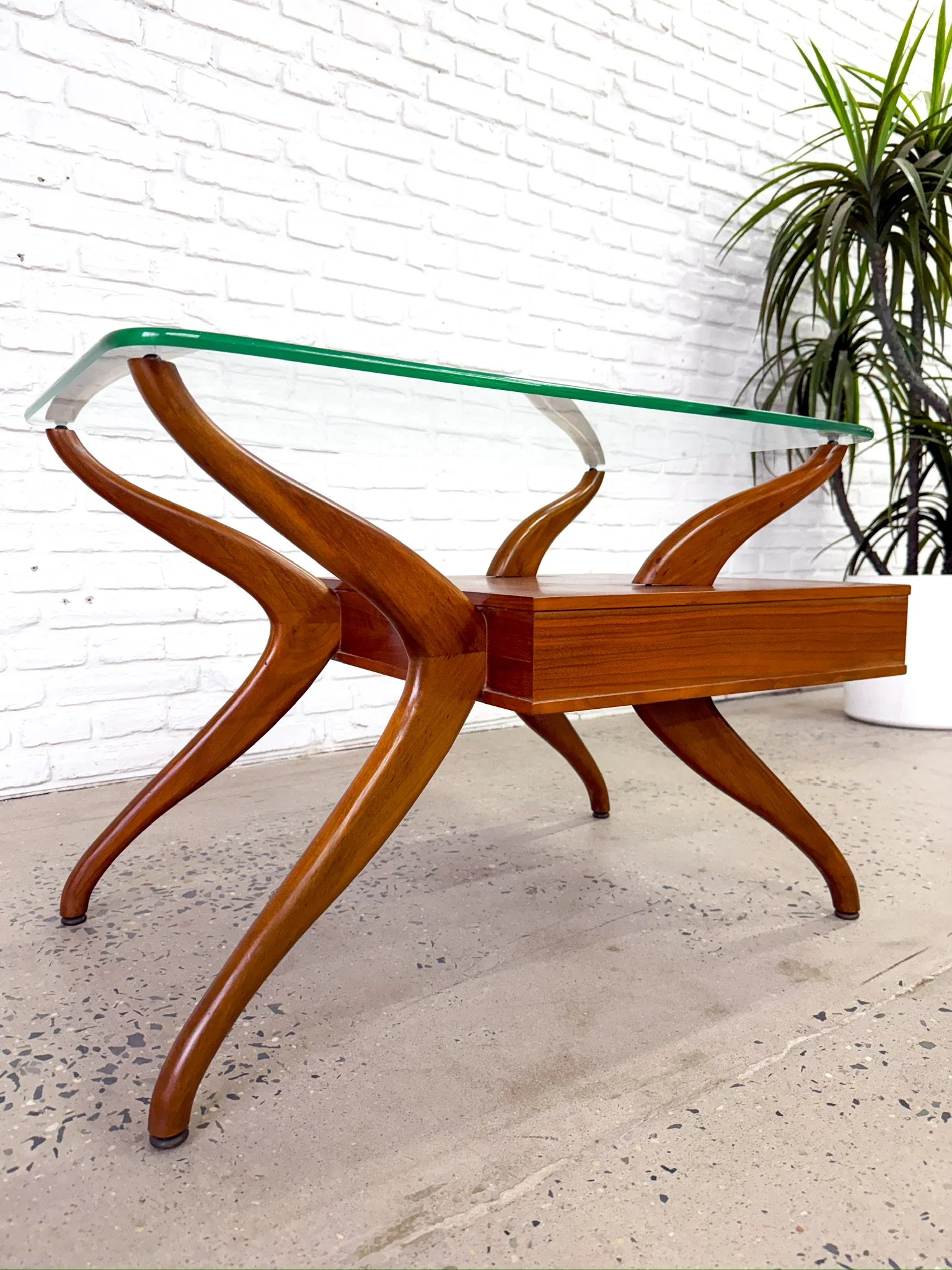 Glass Side Table 24.jpg