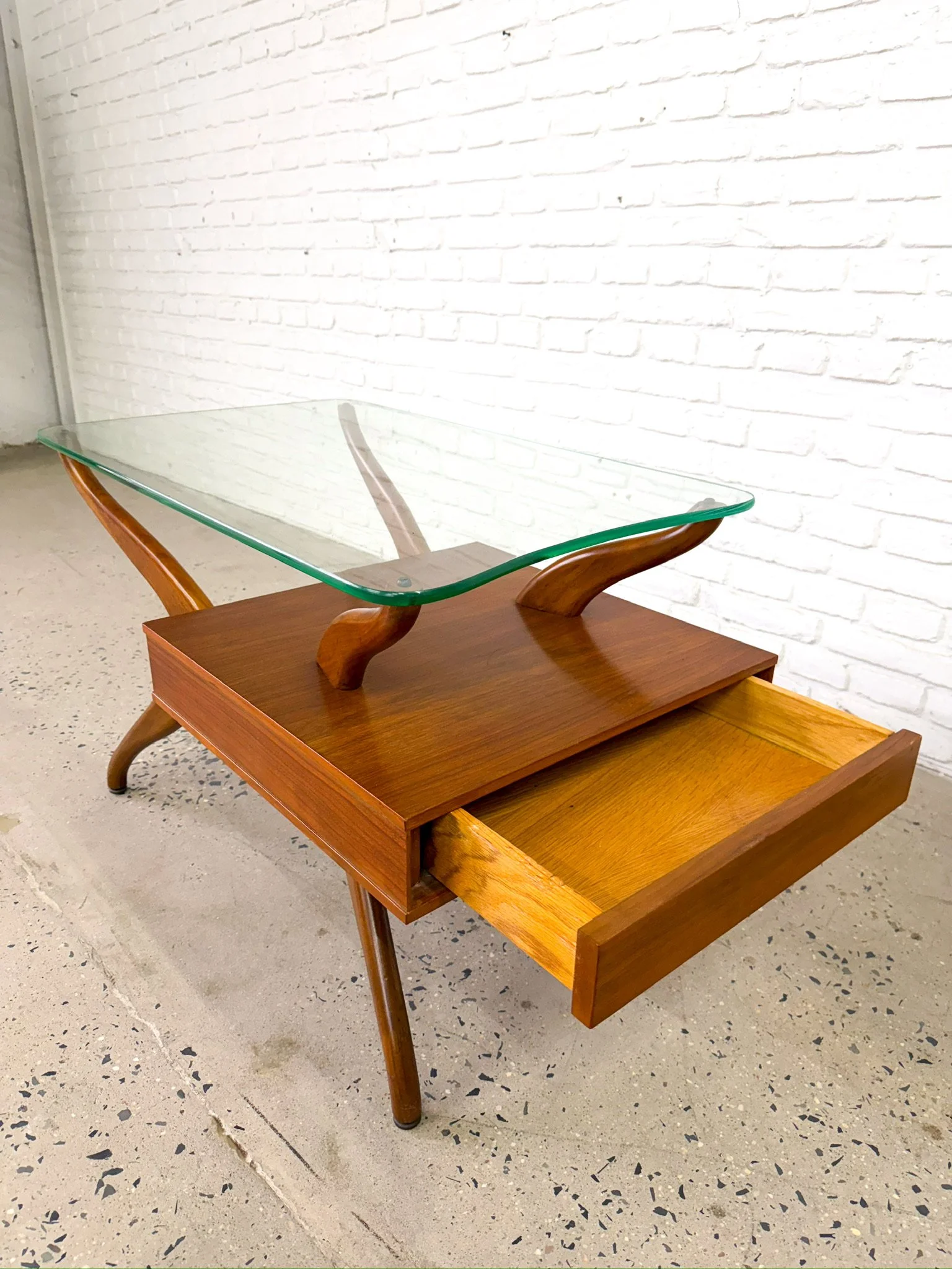Glass Side Table 29.jpg