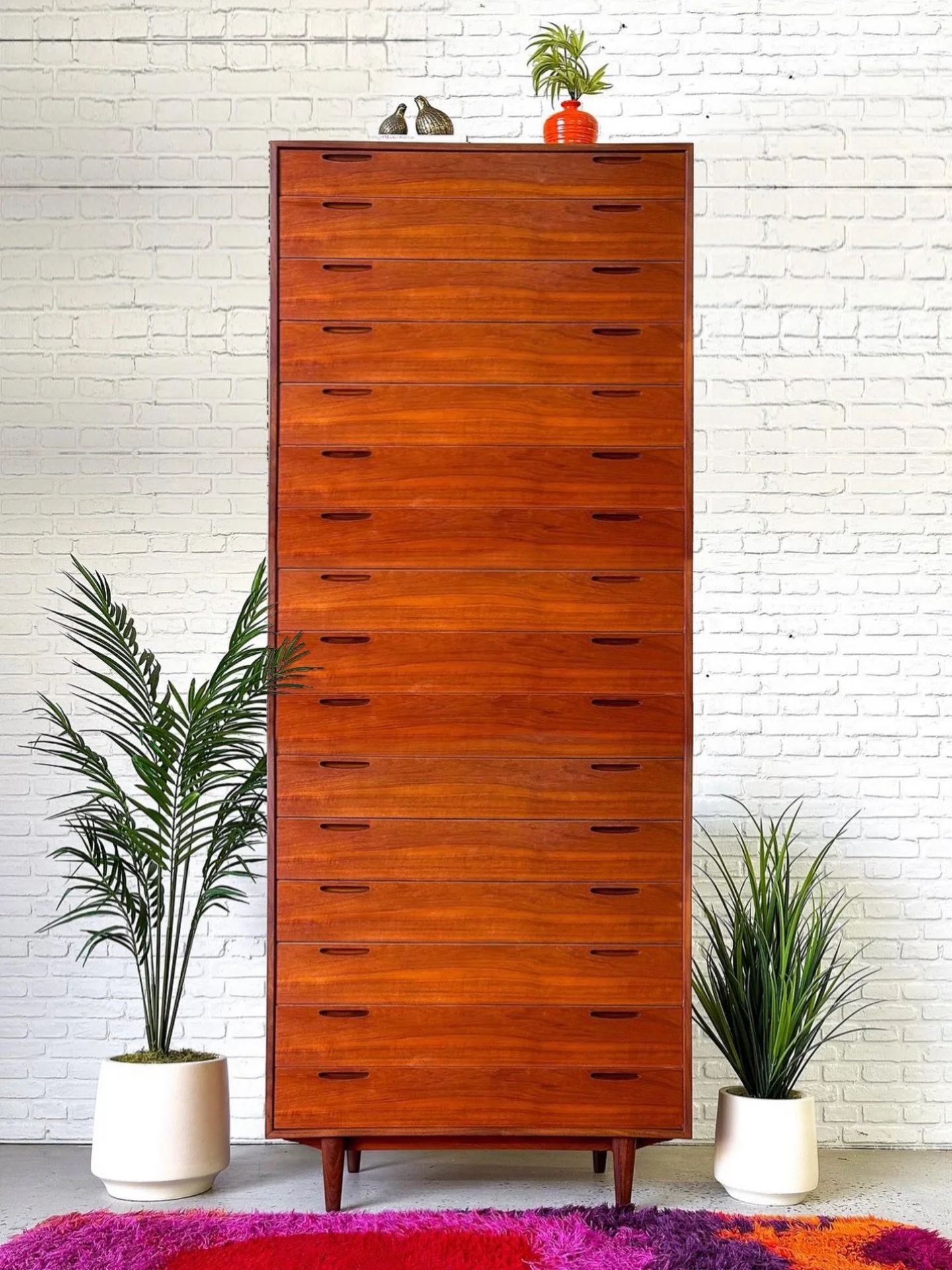 It&rsquo;s funny, we had one of these exactly a year ago. 🤔 

16 drawer Danish highboy anyone? It&rsquo;s 20 feet tall, so you need really tall ceilings and a ladder.