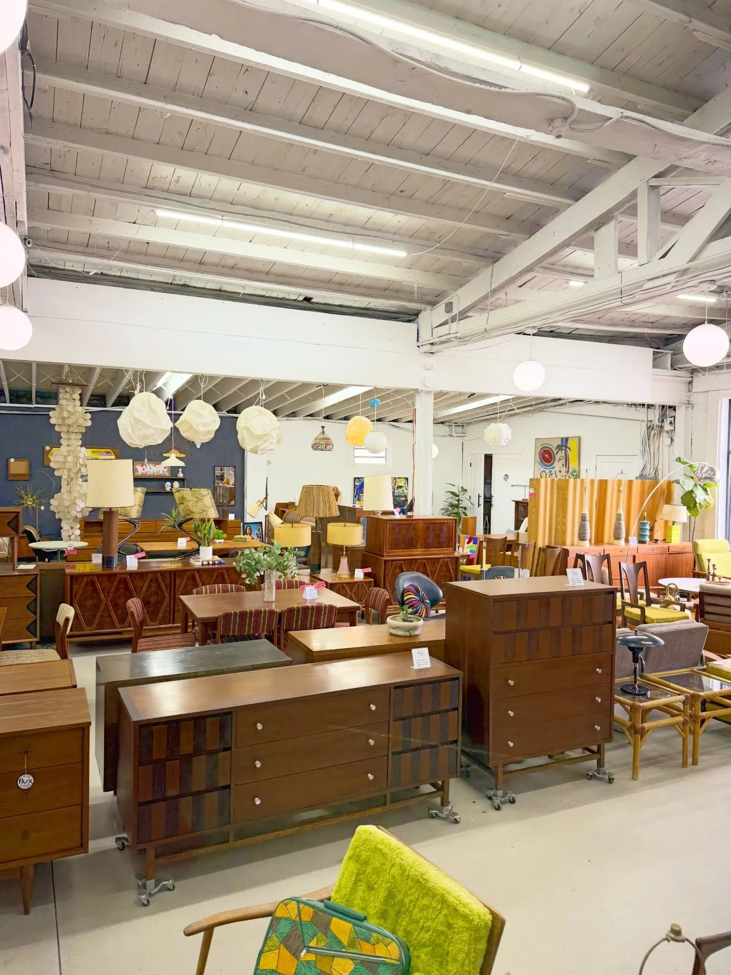 Come by this weekend to add a piece of vintage goodness to your home. 

Flux Modern Warehouse Sale
Sat + Sun
April 18 + 19
11-3pm

82 S Main St
Ocean Grove NJ 07756

10% OFF all seating this weekend!

Includes dining chairs, lounge chairs, side chair