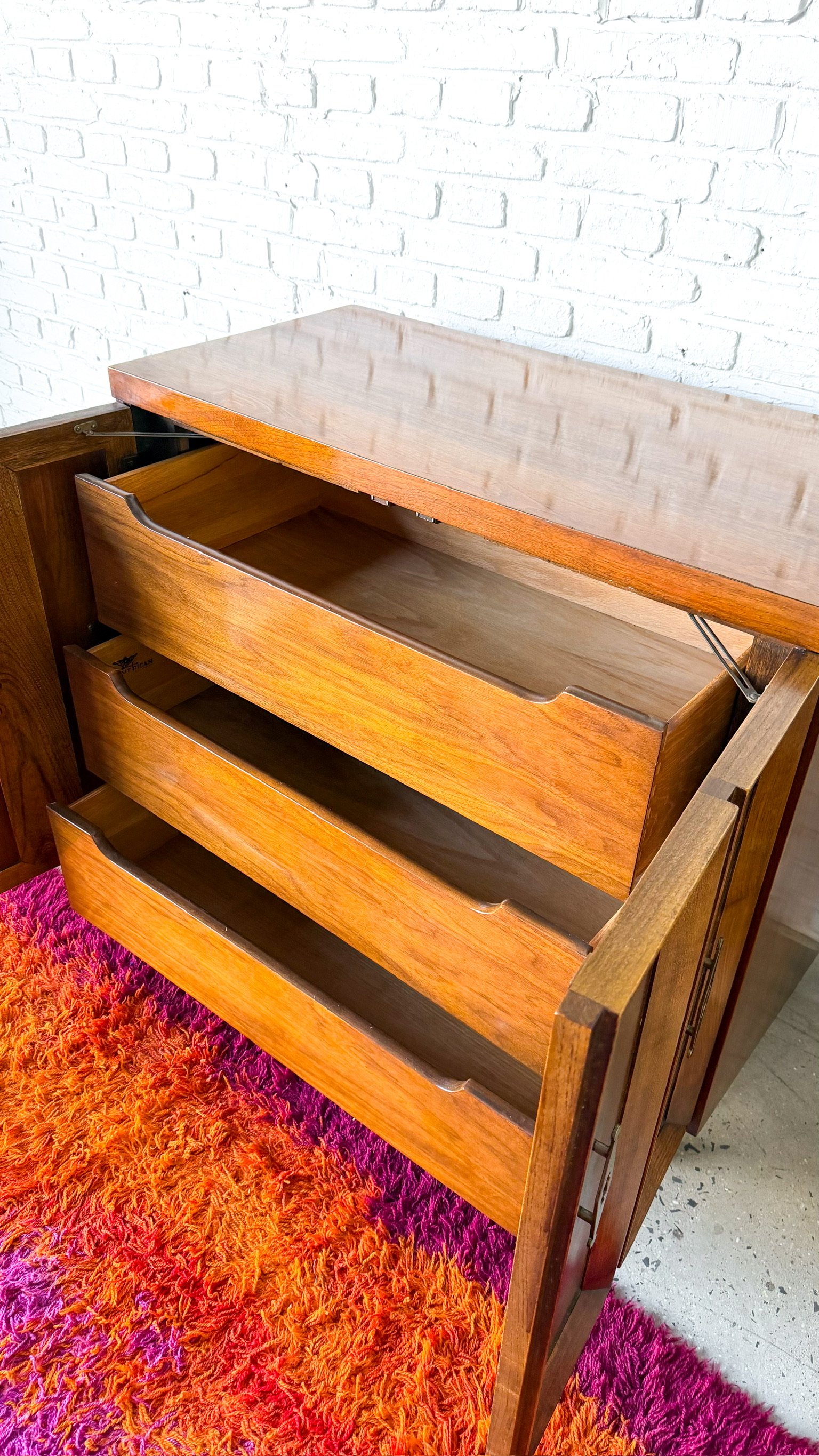 Mid Century Modern Small American of Martinville Chest Dresser7.jpg