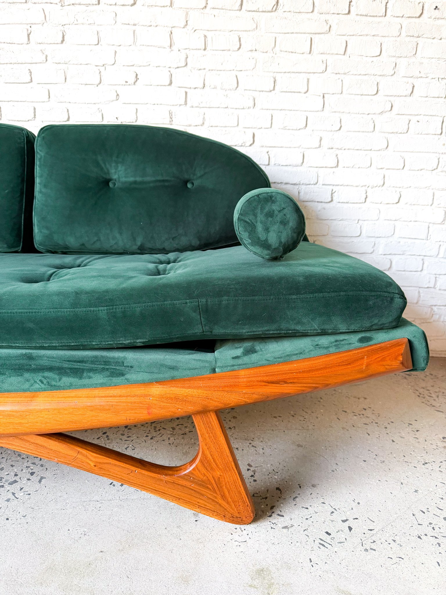 adrian pearsall style gondola sofa2.jpg