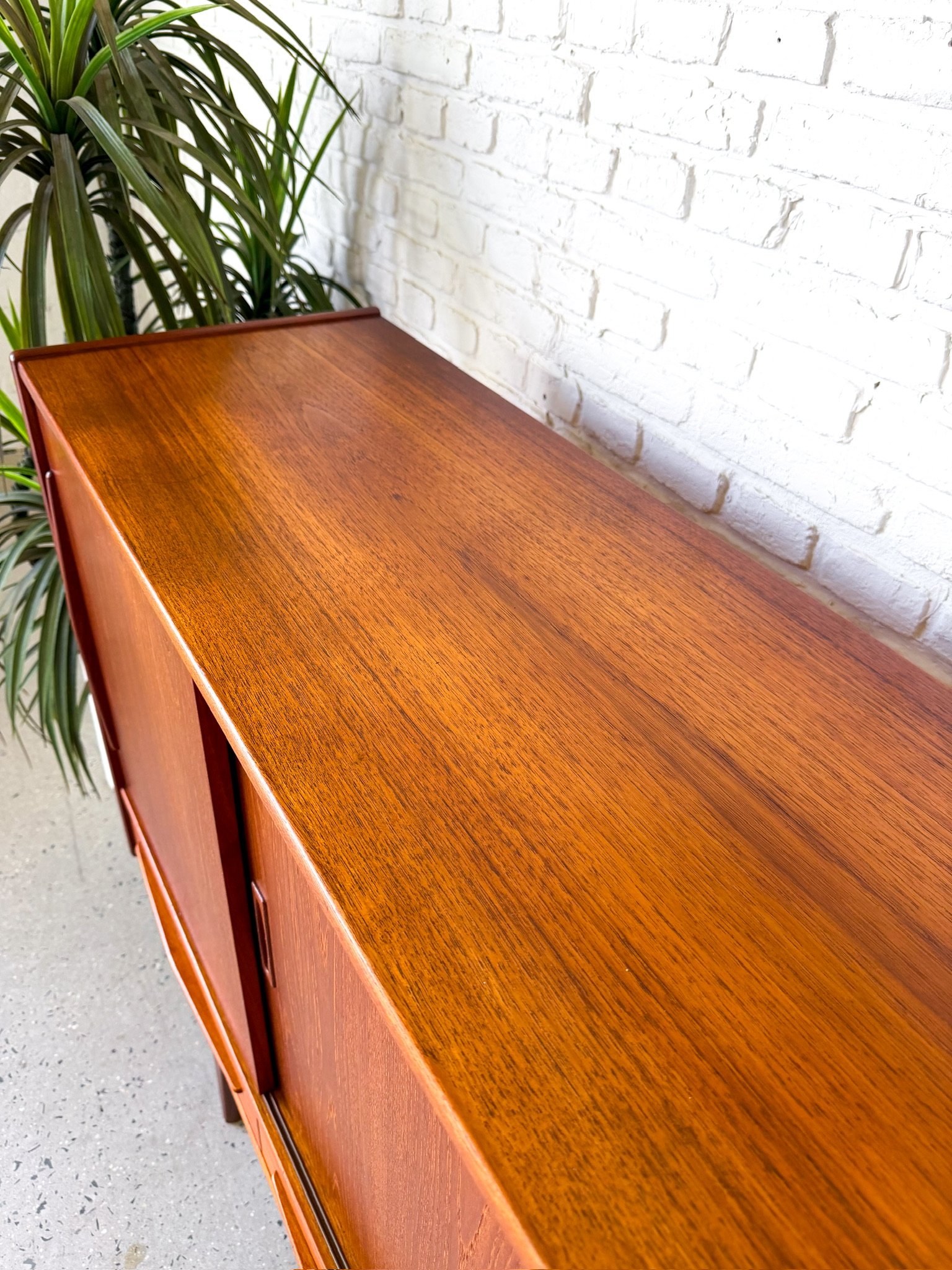Danish Teak Sideboard6.jpg