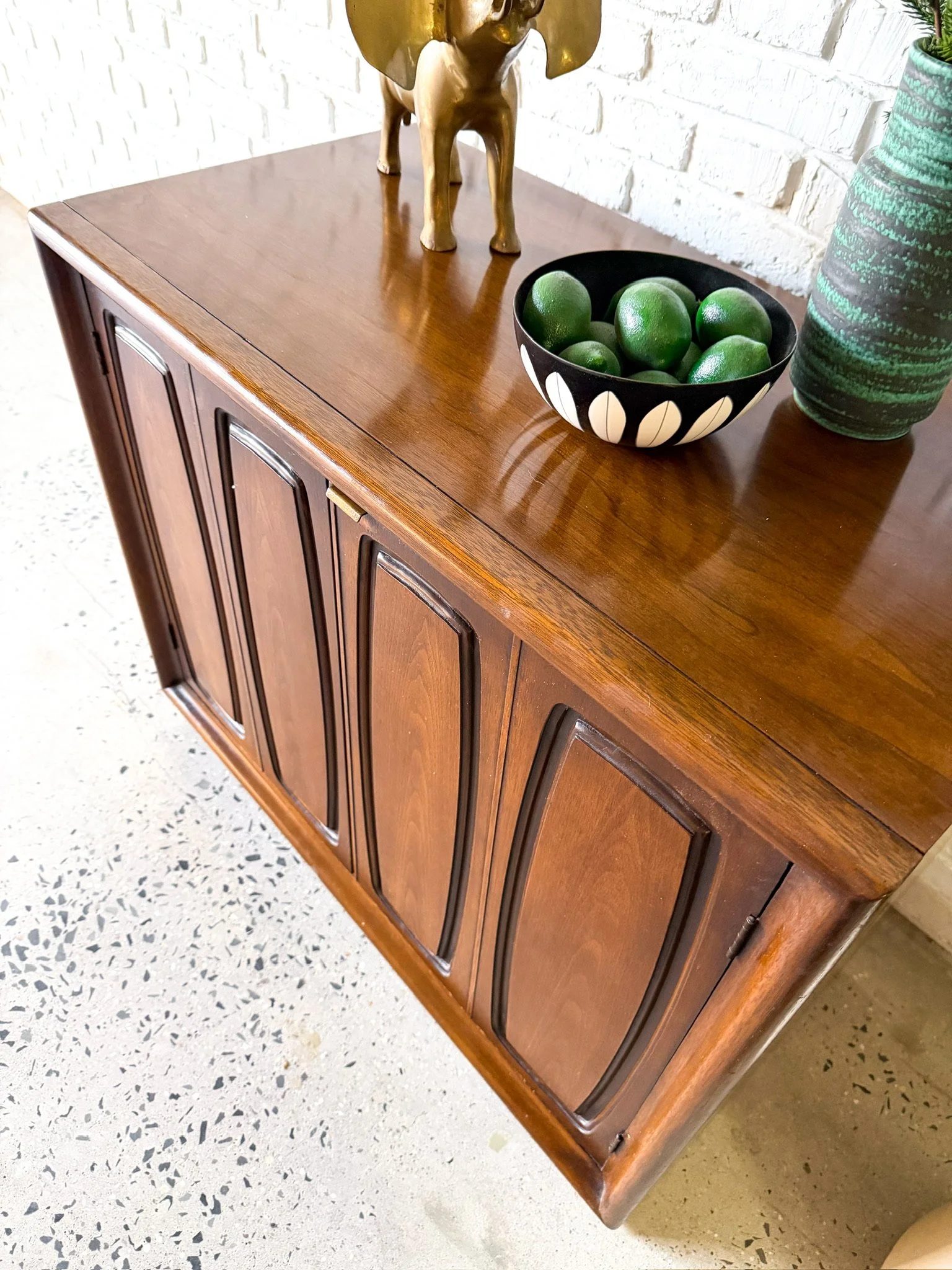 broyhill emphasis small walnut credenza3.jpg