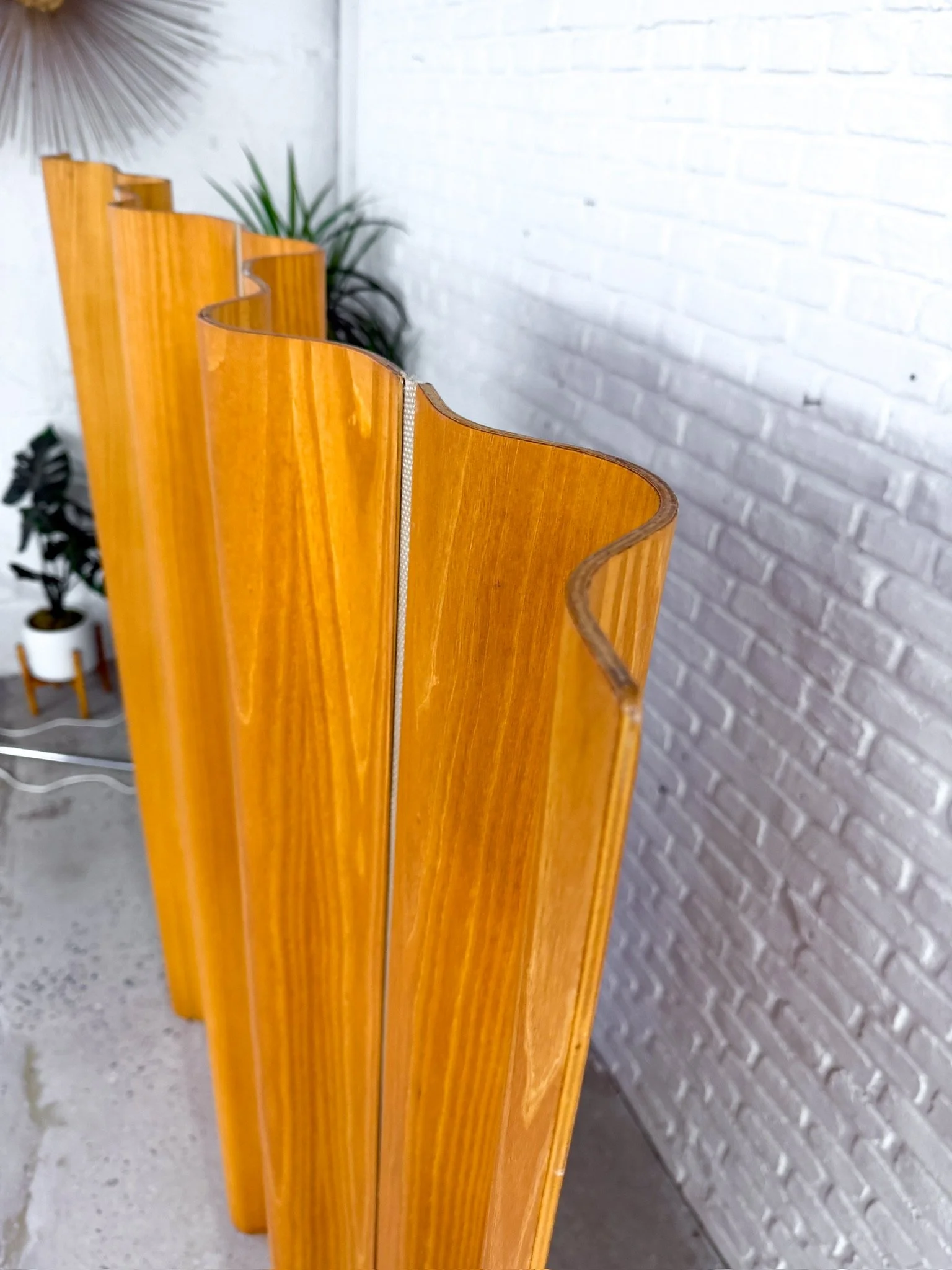 Eames Molded Plywood Folding Screens Room Dividers in Maple5.jpg