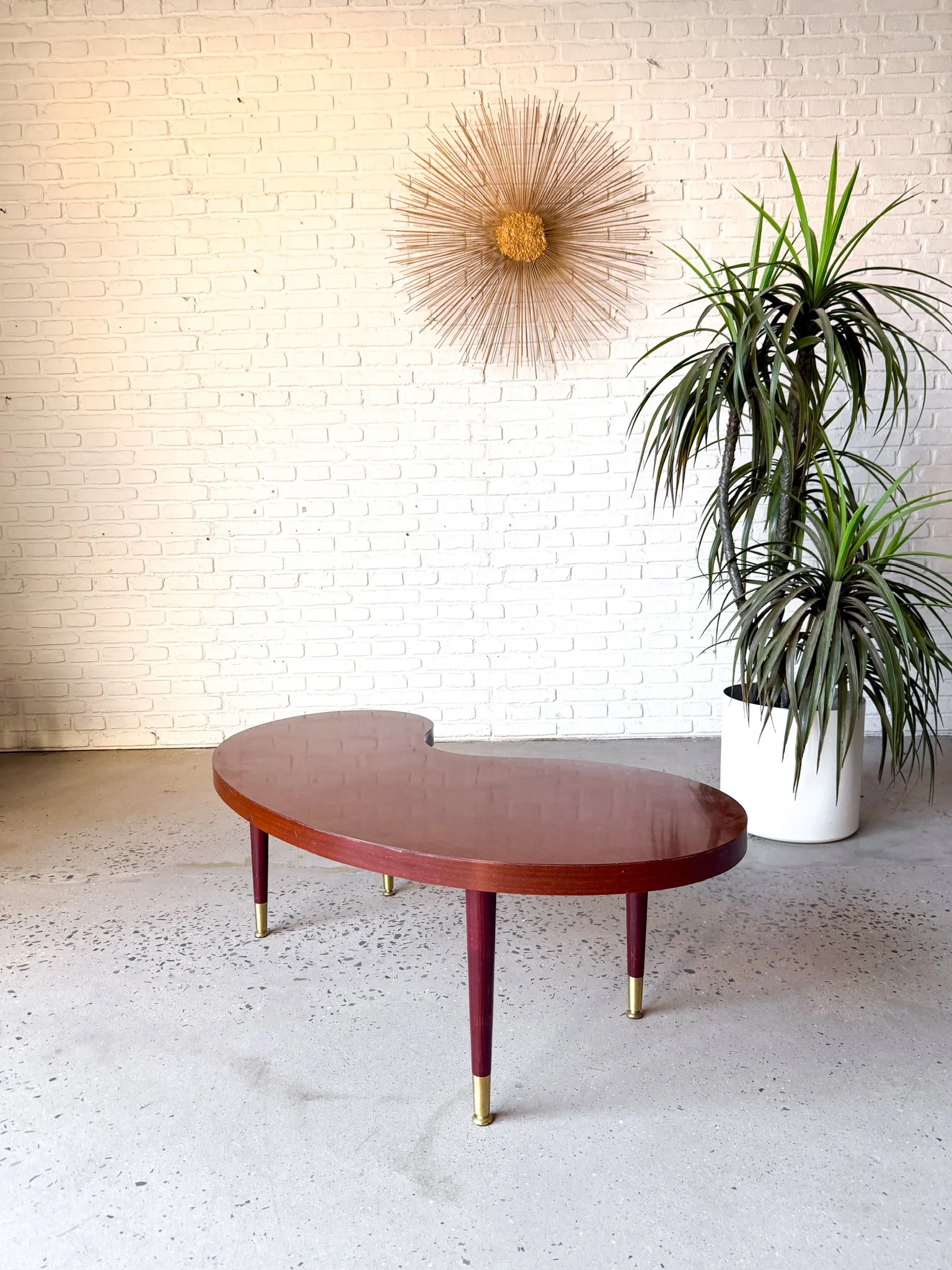 1950s laminate kidney shaped coffee table2.jpg