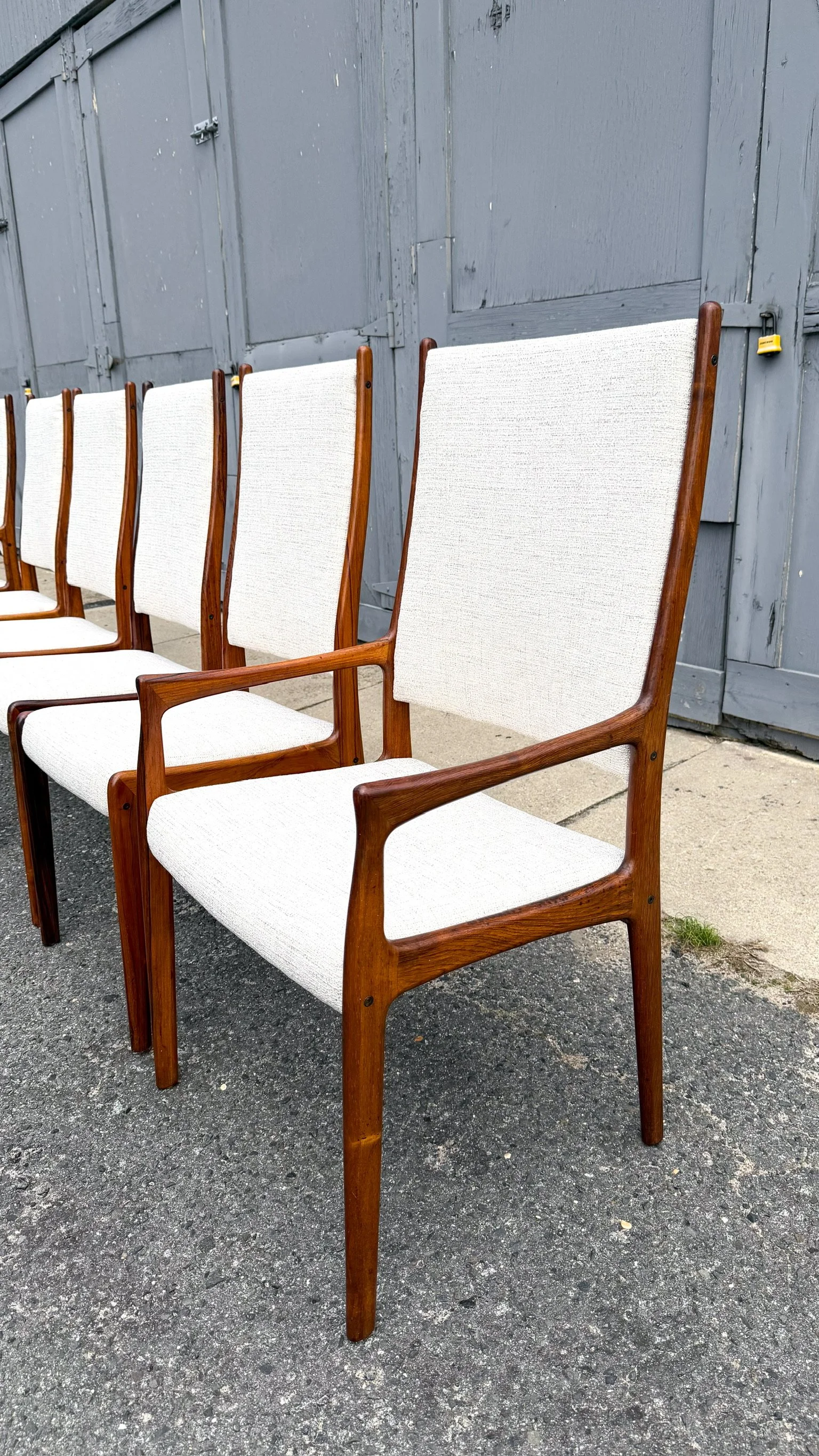 Danish Modern Rosewood Dining Chairs15.jpg