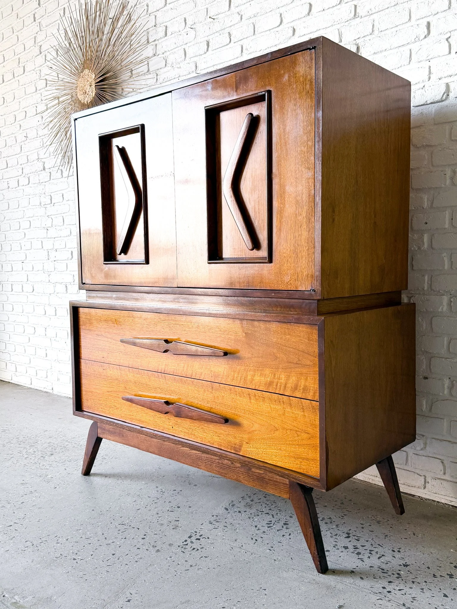 4 piece Walnut Bedroom Set Circa 1960s29.jpg