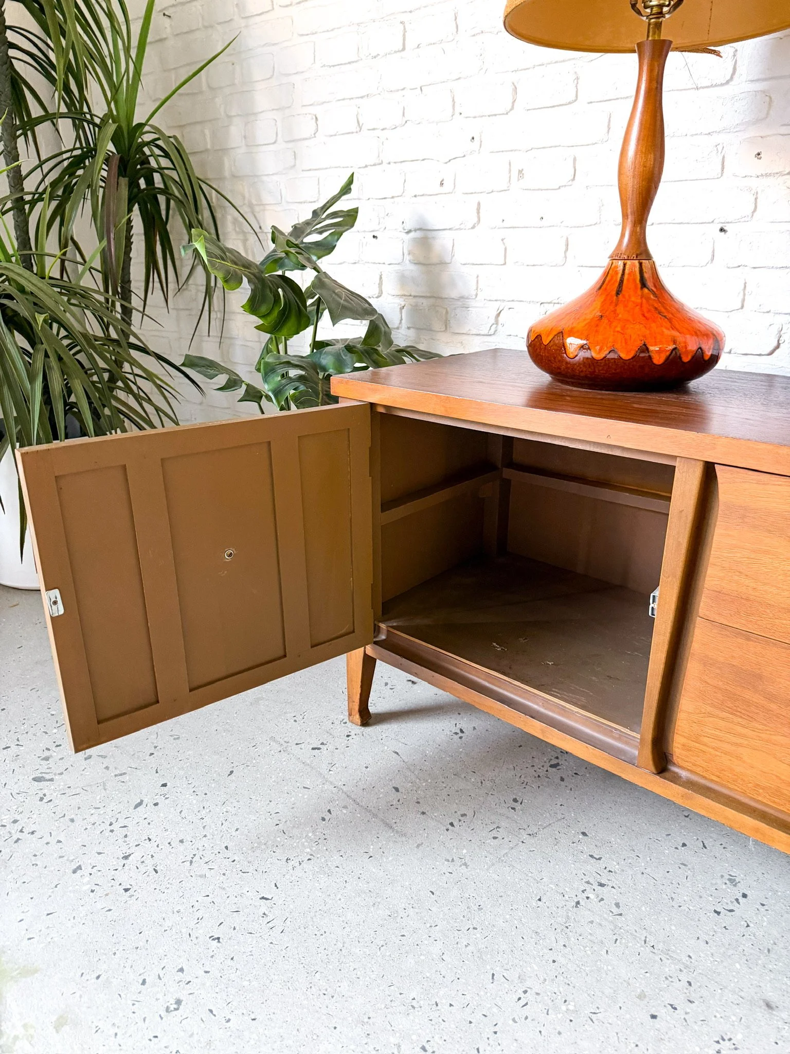 small walnut credenza5.jpg