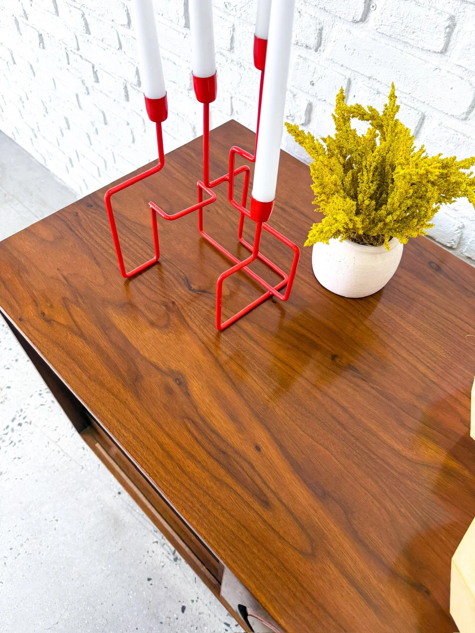 Young MFG Small Dresser7.JPG