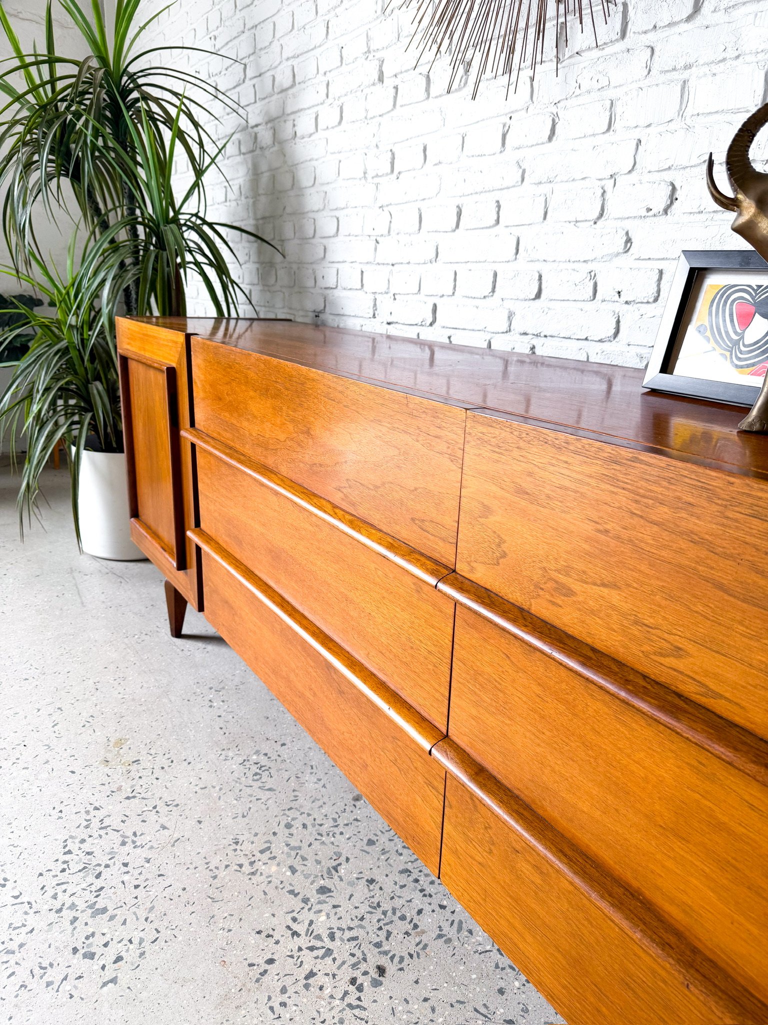 American of Martinsville Walnut Bedroom Set 28.jpg