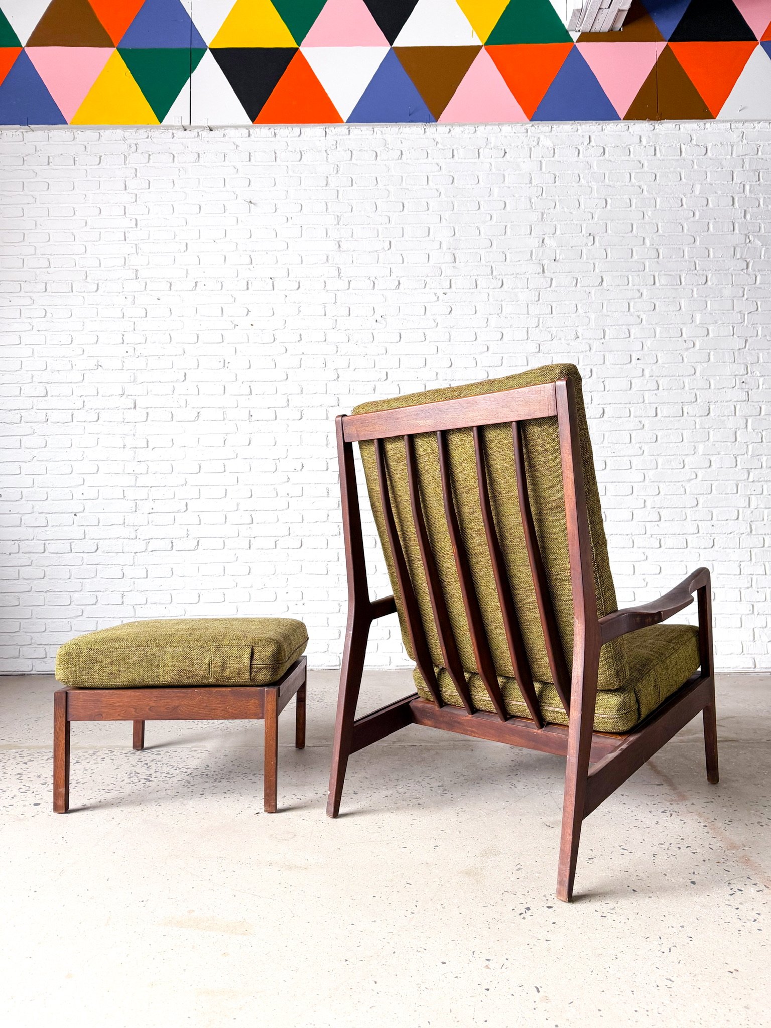 Mid Century Highback Lounge Chair6.jpg