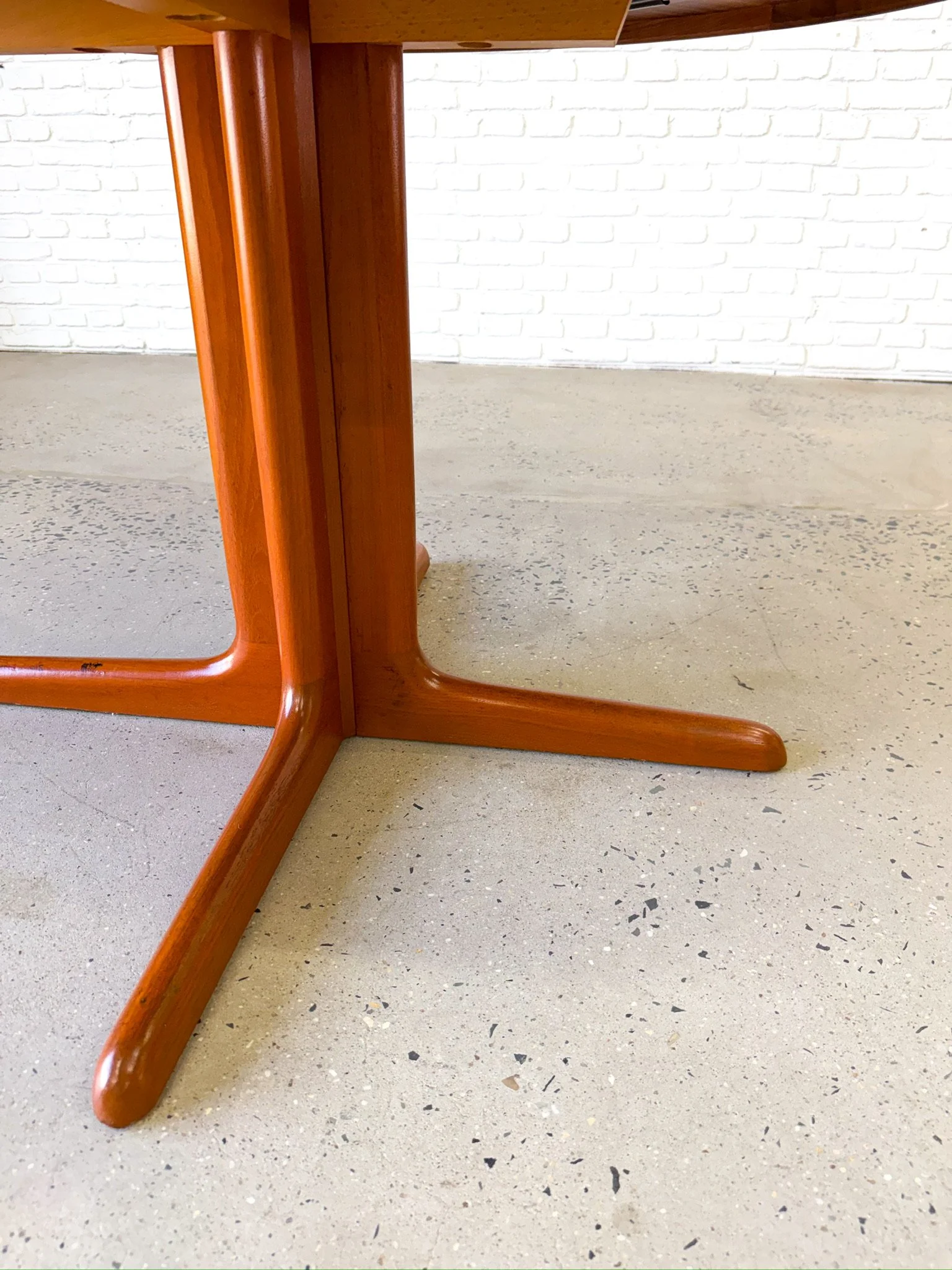Danish Modern Circular Dining Table with Two Leaves12.jpg