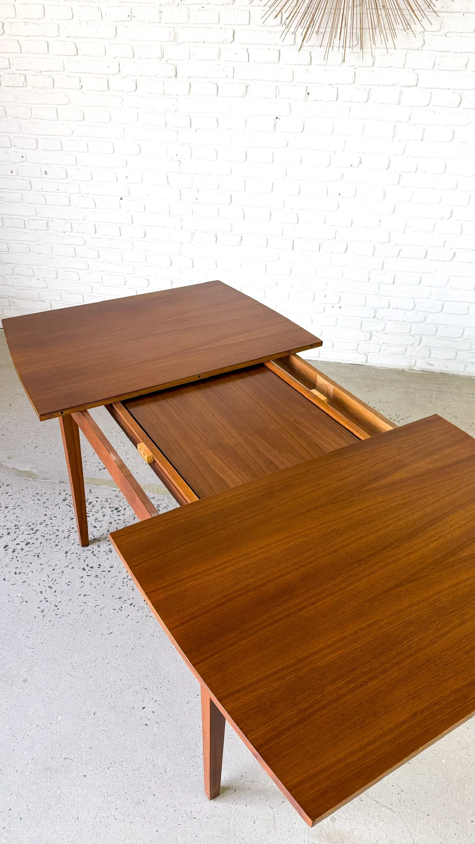 Danish Dining Table with One Leaf9.jpg