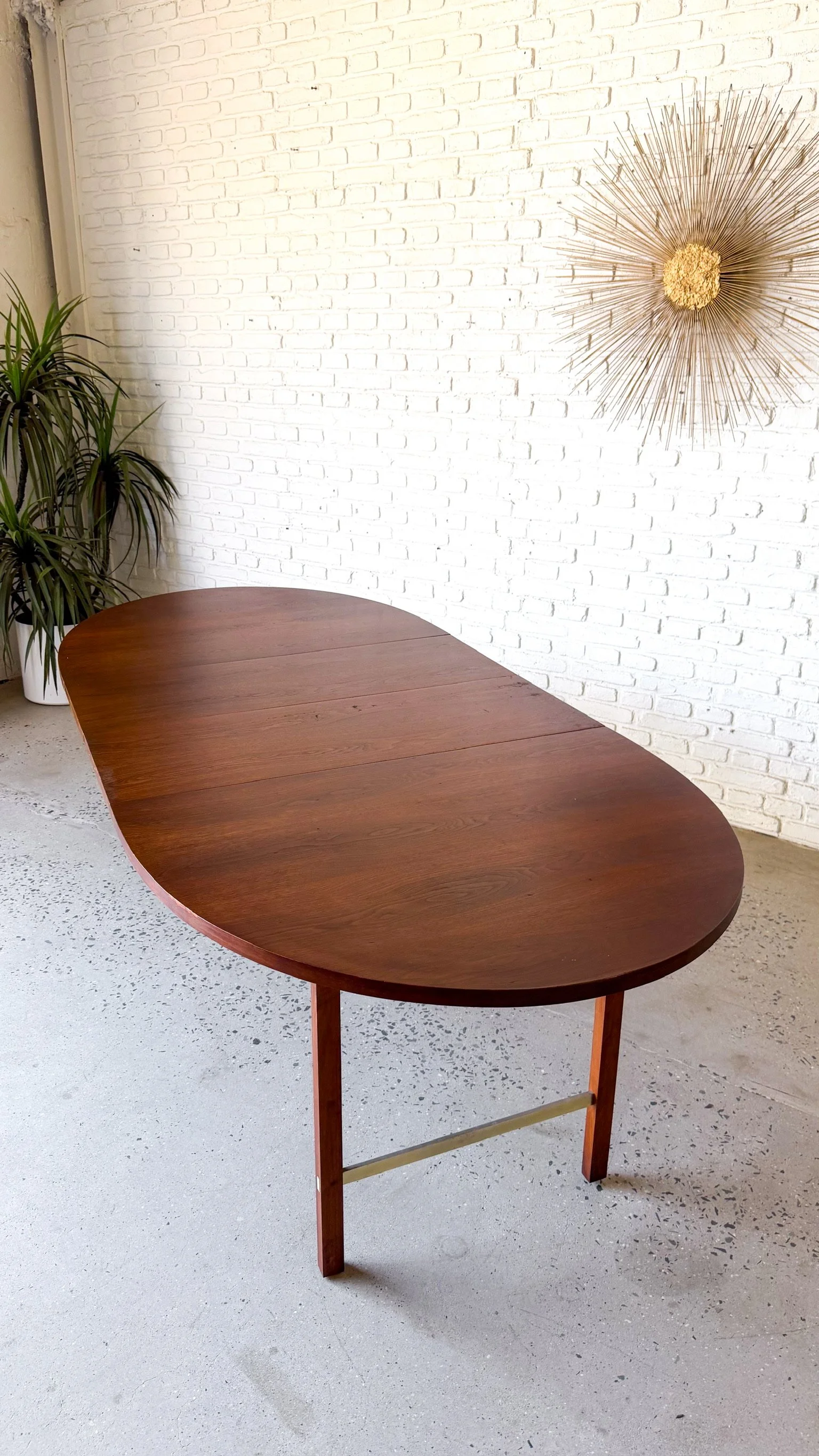 Paul McCobb Walnut Dining Table3.jpg