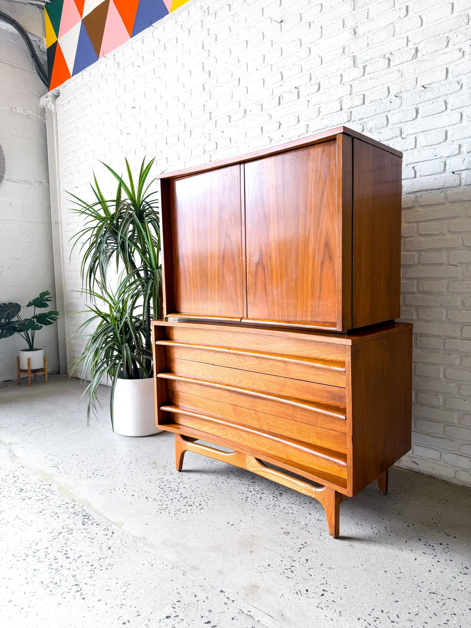 Young MFG Highboy Dresser4.jpg