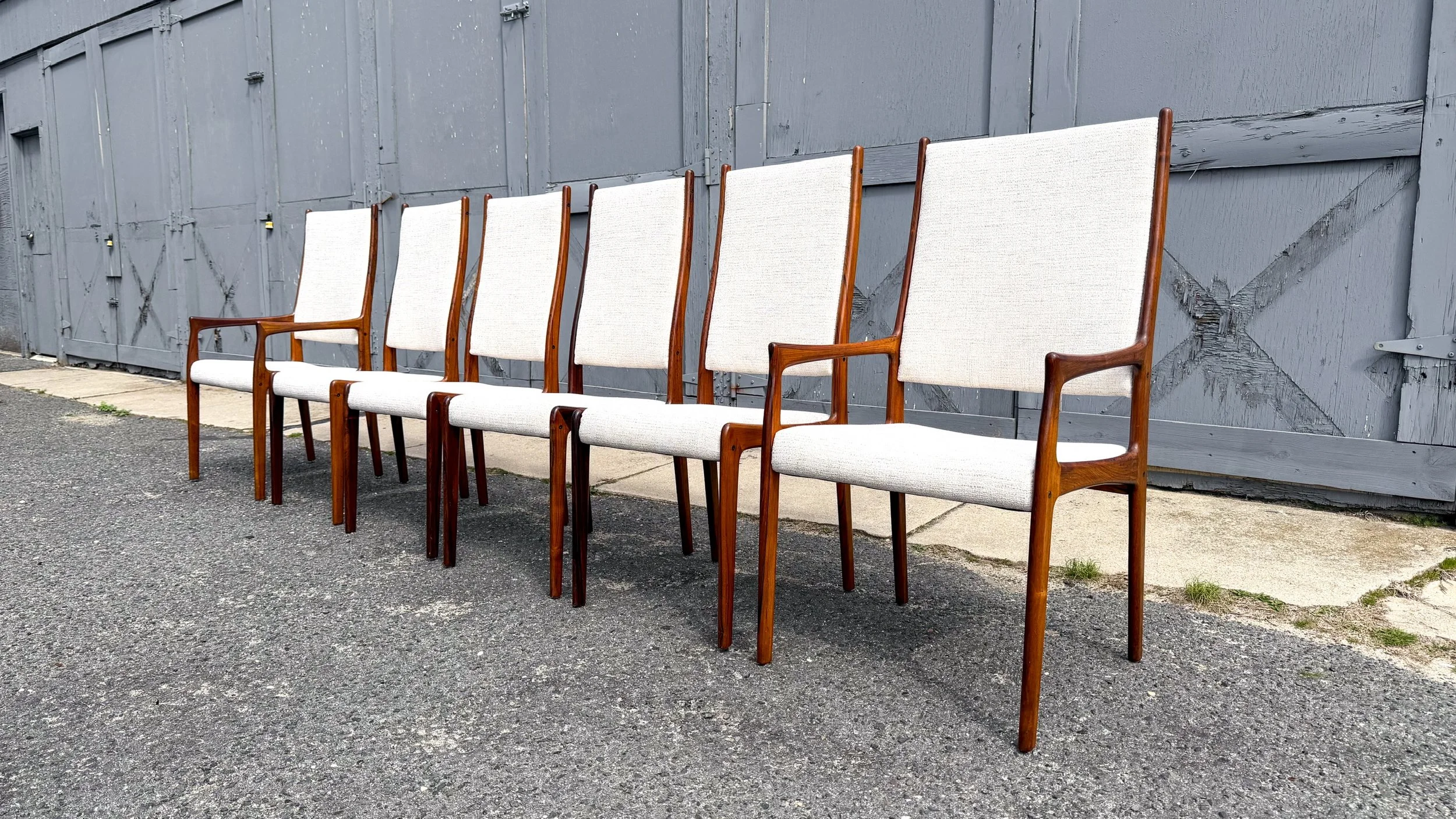 Danish Modern Rosewood Dining Chairs19.jpg