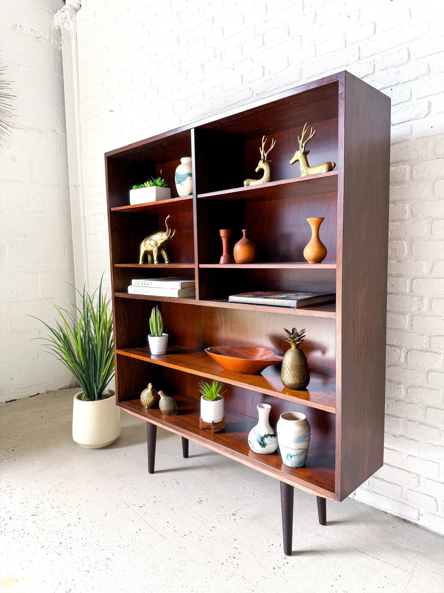 Danish Modern Rosewood Bookshelf3.JPG
