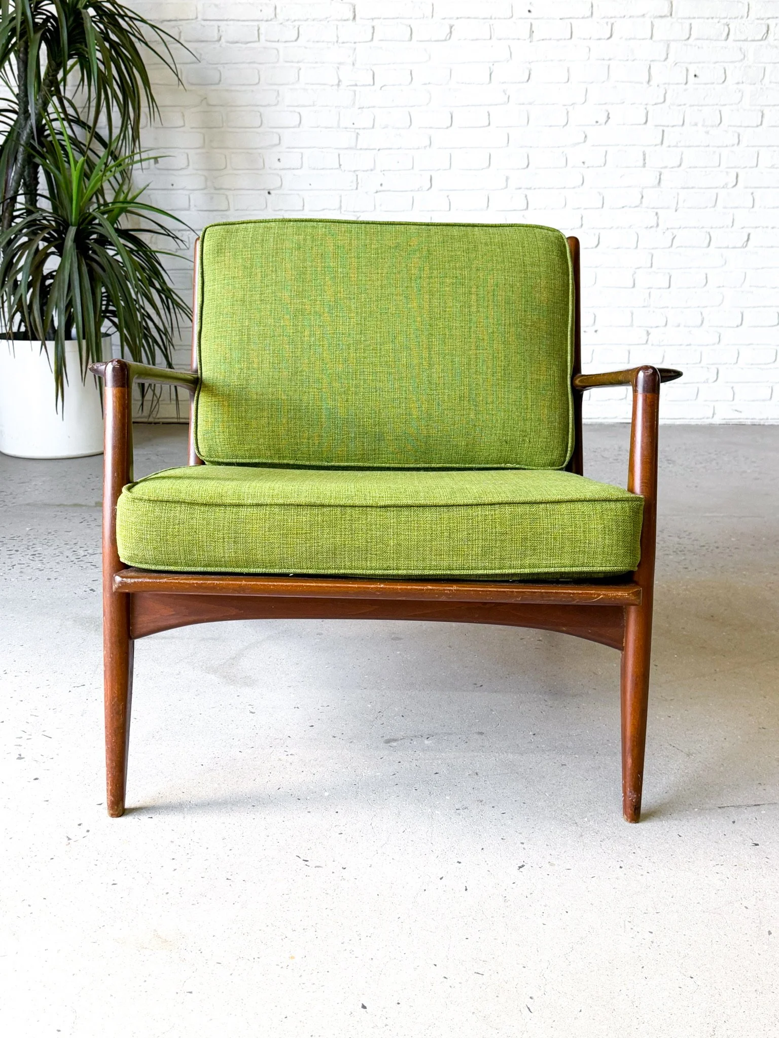 Danish Modern Lounge Chair with Original Green Upholstery15.jpg