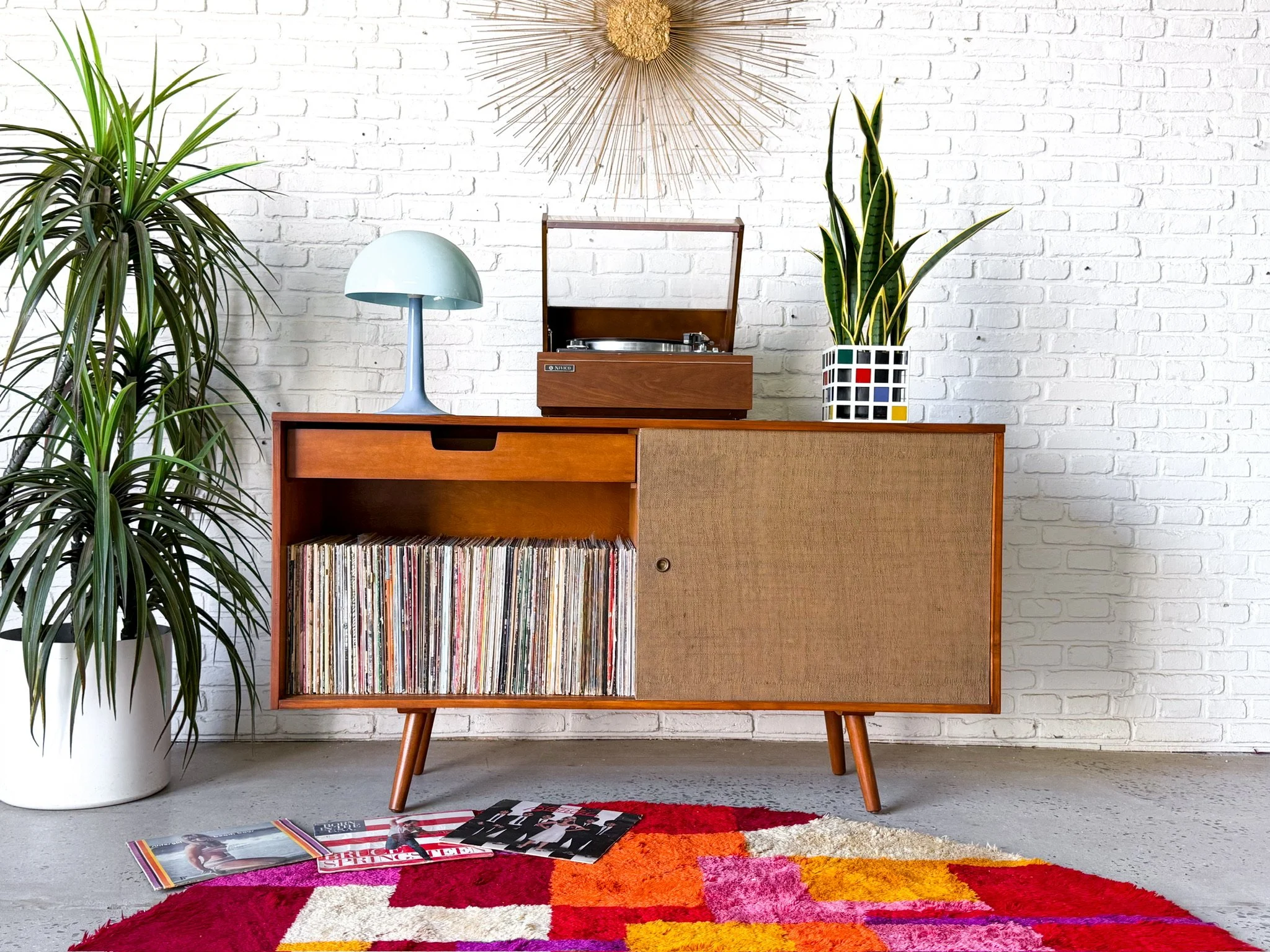 Paul McCobb Credenza and Record Cabinet39.jpg
