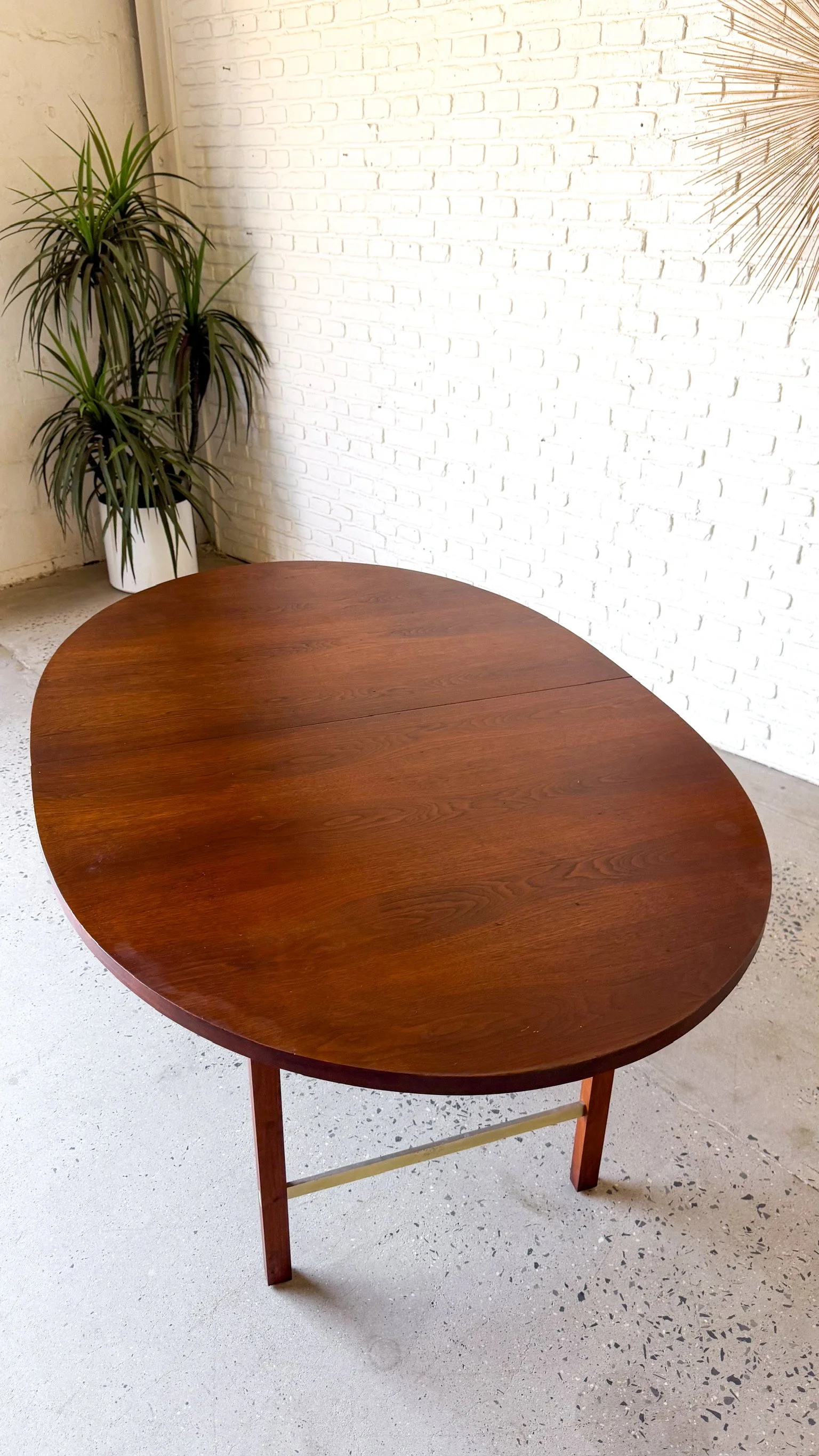 Paul McCobb Walnut Dining Table13.jpg