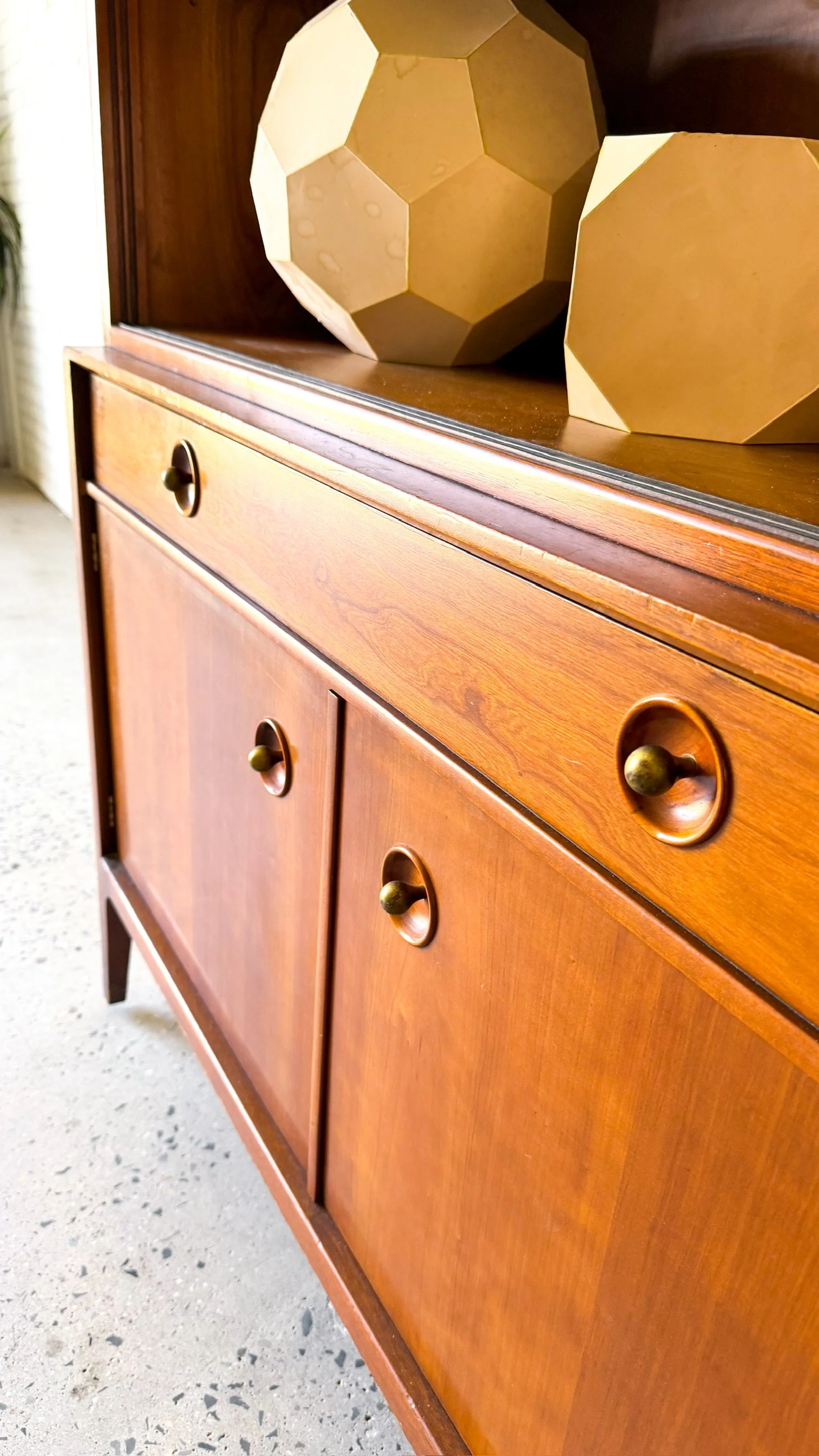 Drexel Counterpoint by John Van Koert Walnut Hutch4.jpg