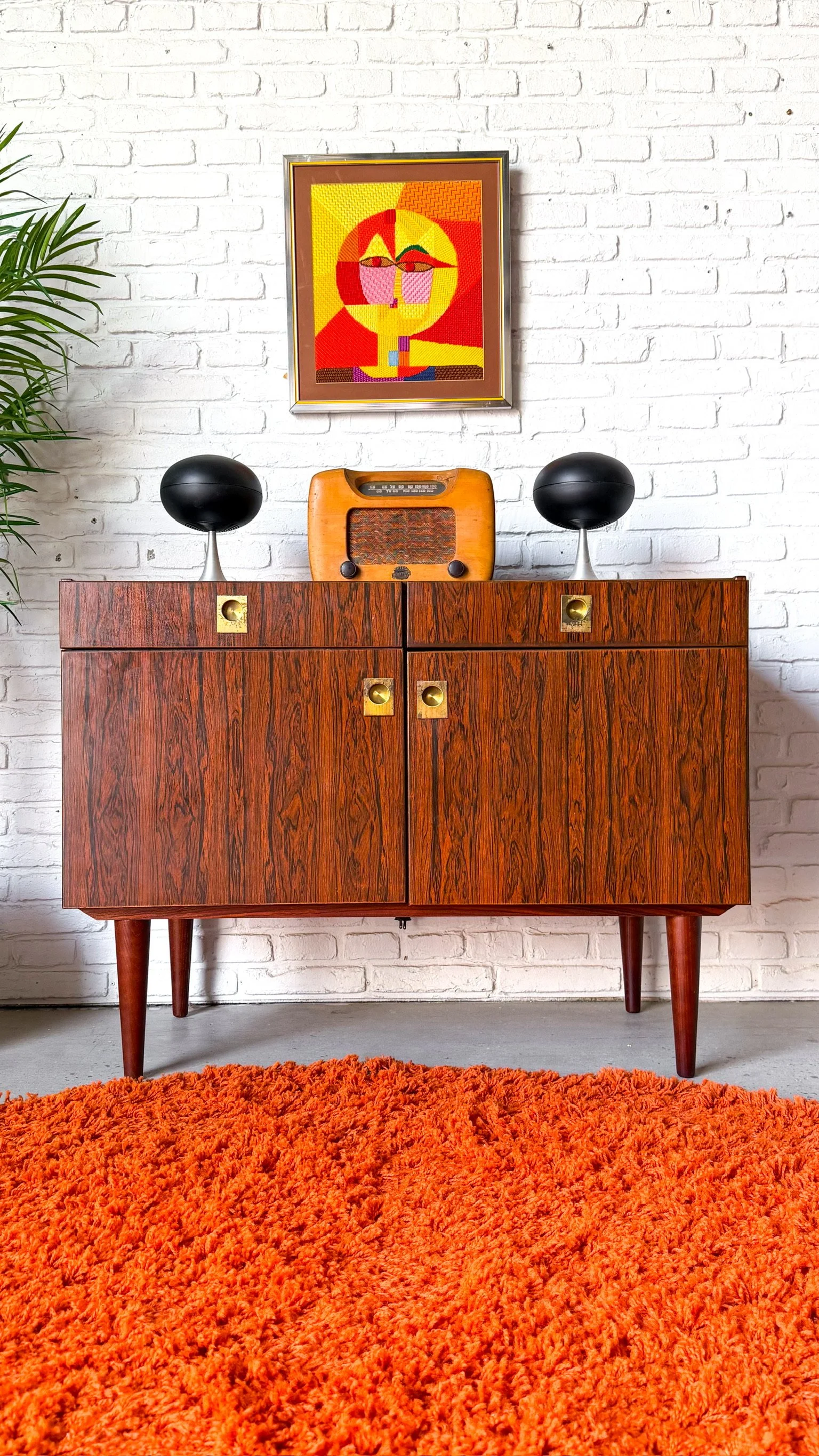 AEJM Mobler Danish Modern Rosewood Credenza2.jpg