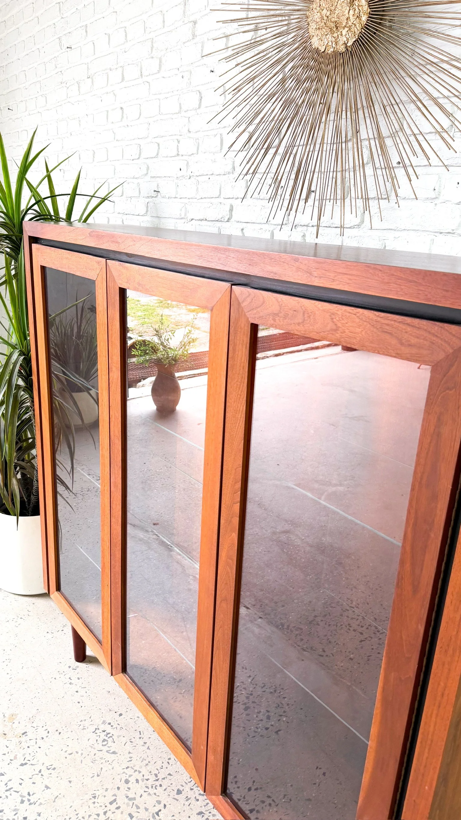 Arthur Umanoff for Dillingham Walnut Curio Cabinet4.jpg