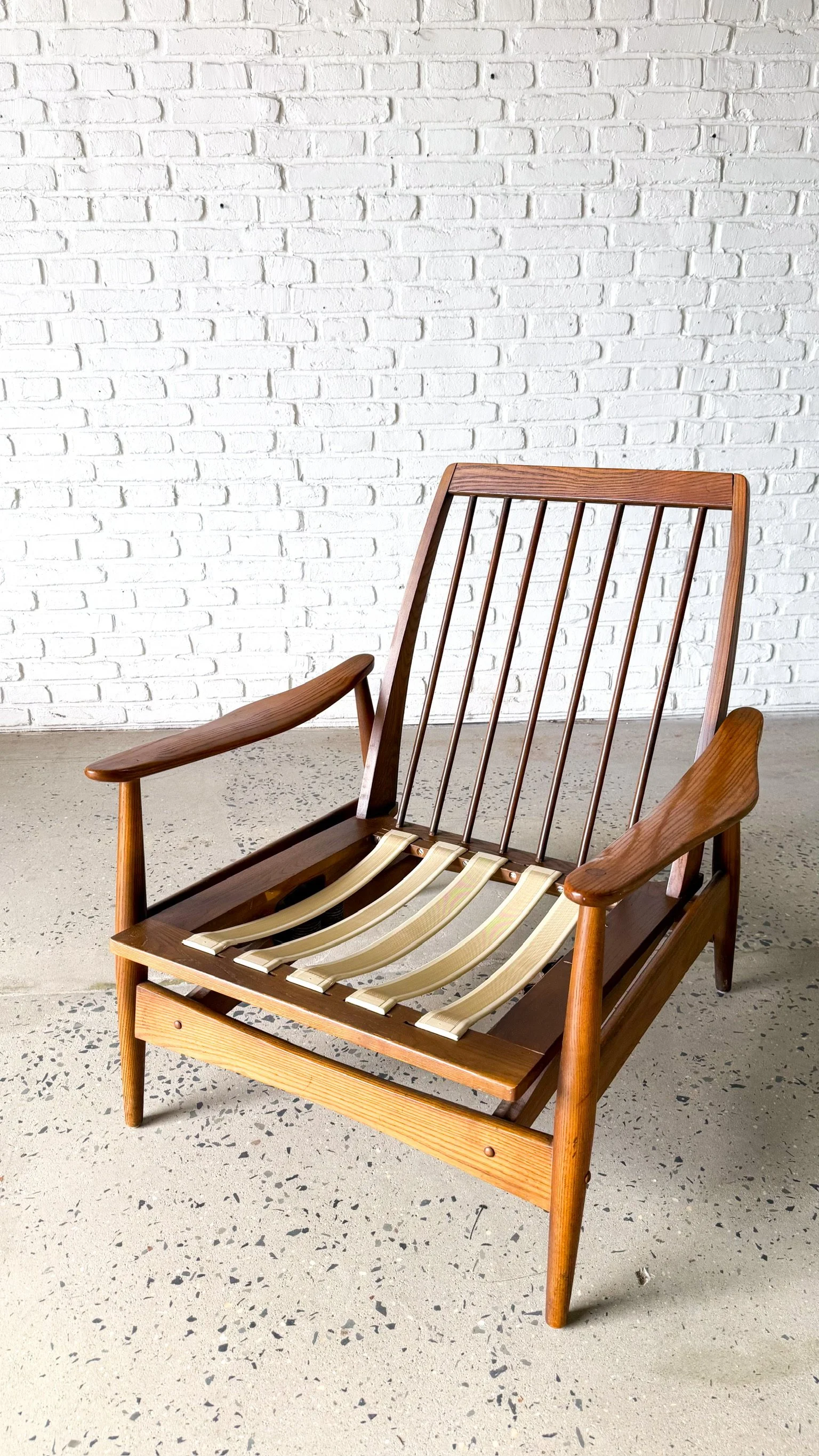 Mid Century Stationary Rocking Chair7.jpg