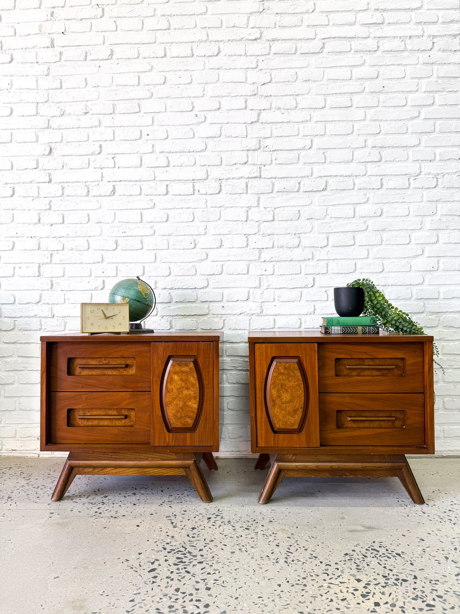 Young MFG Nightstands3.JPG