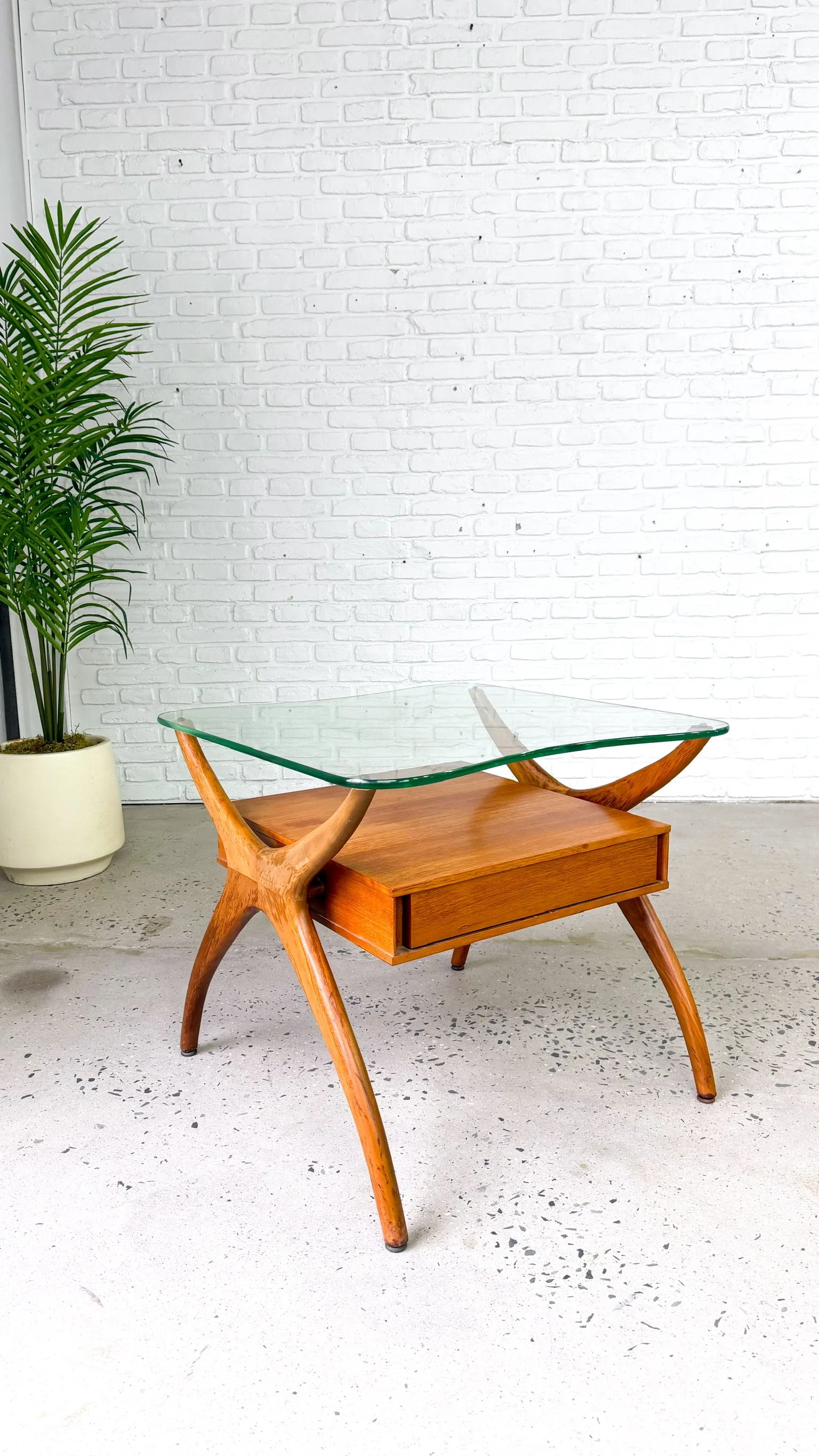 Glass Side Table 11.jpg